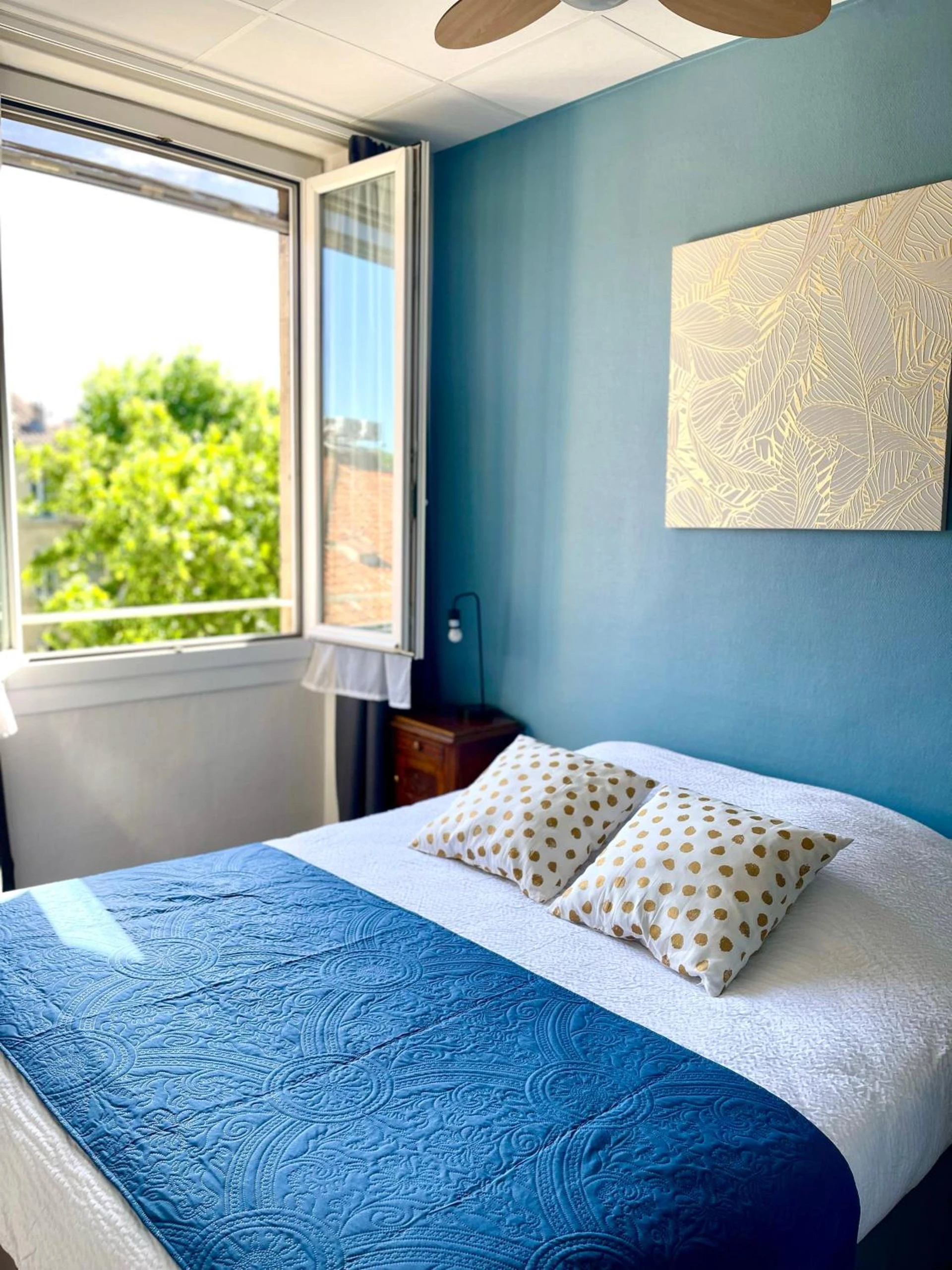 Chambre disponible pour un séminaire d'entreprise à Grand Hôtel De La Poste - Salon-de-Provence