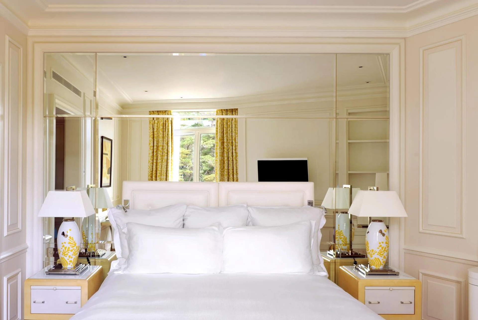 Chambre disponible pour un séminaire d'entreprise à Grand-Hôtel du Cap-Ferrat, A Four Seasons Hotel - Saint-Jean-Cap-Ferrat