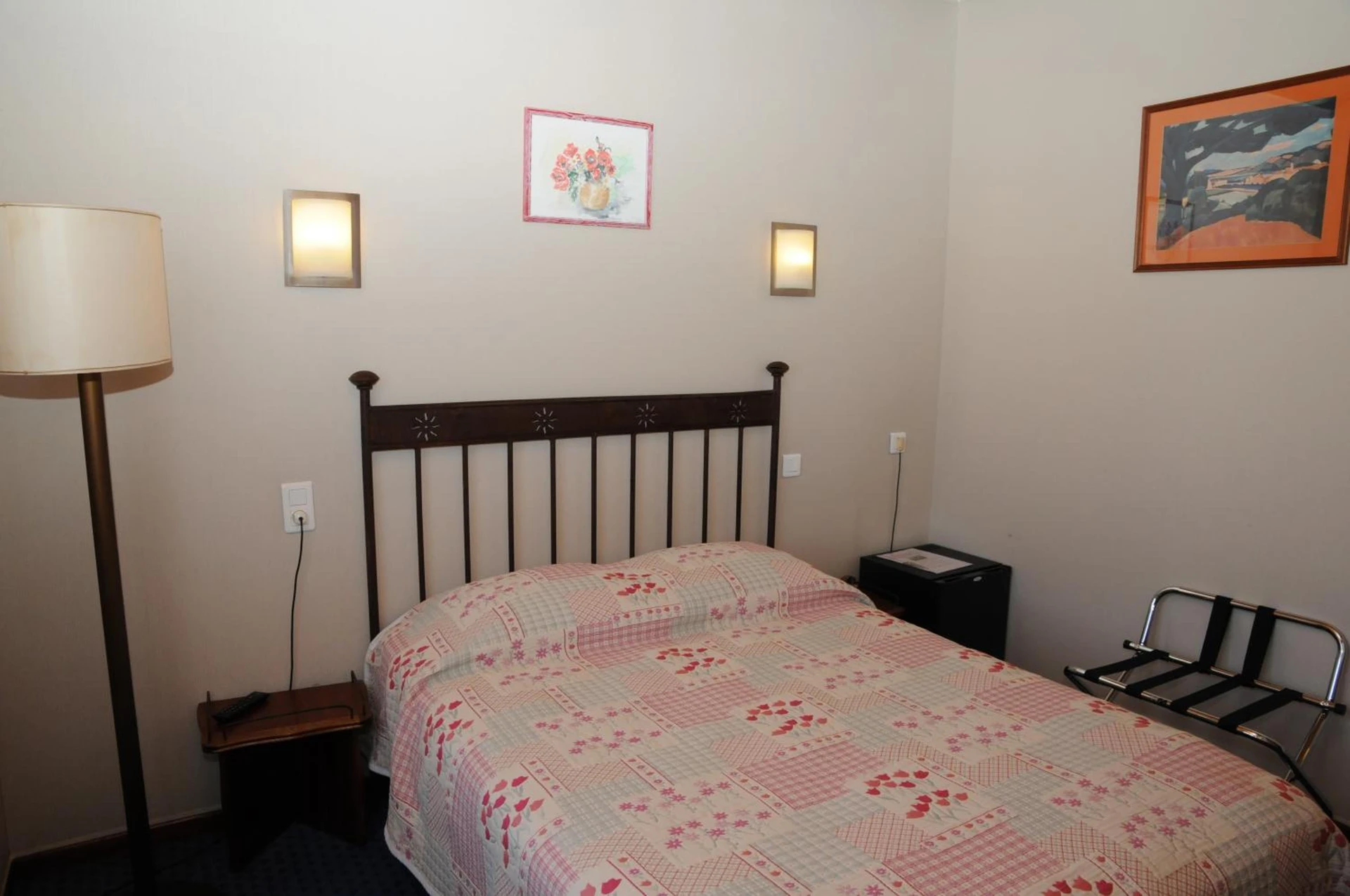 Chambre disponible pour un séminaire d'entreprise à Grand Hôtel du Cours - Sisteron