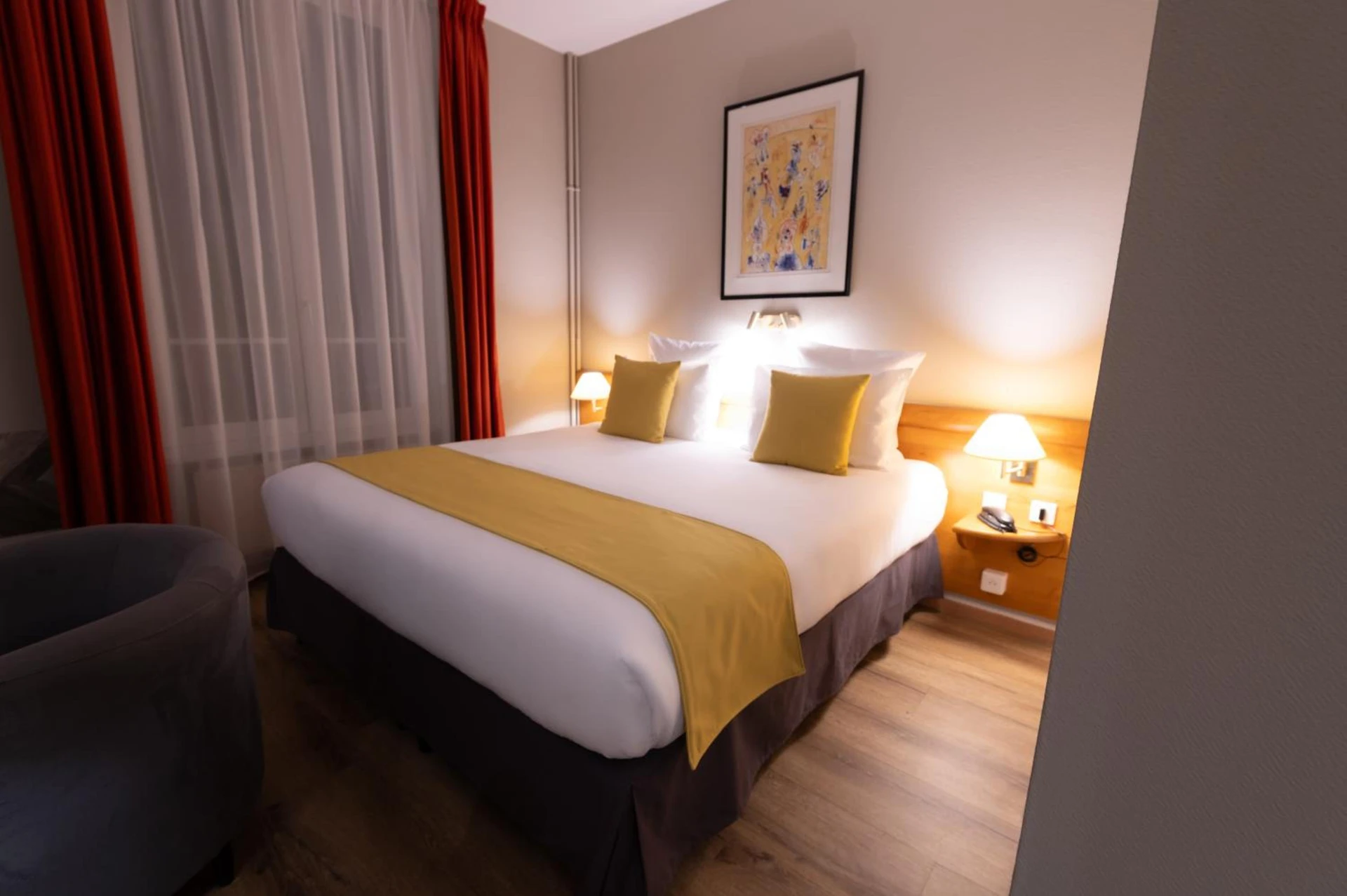 Magnifique chambre pour un séminaire d'entreprise à Grand Hôtel Du Tonneau D'Or - Belfort