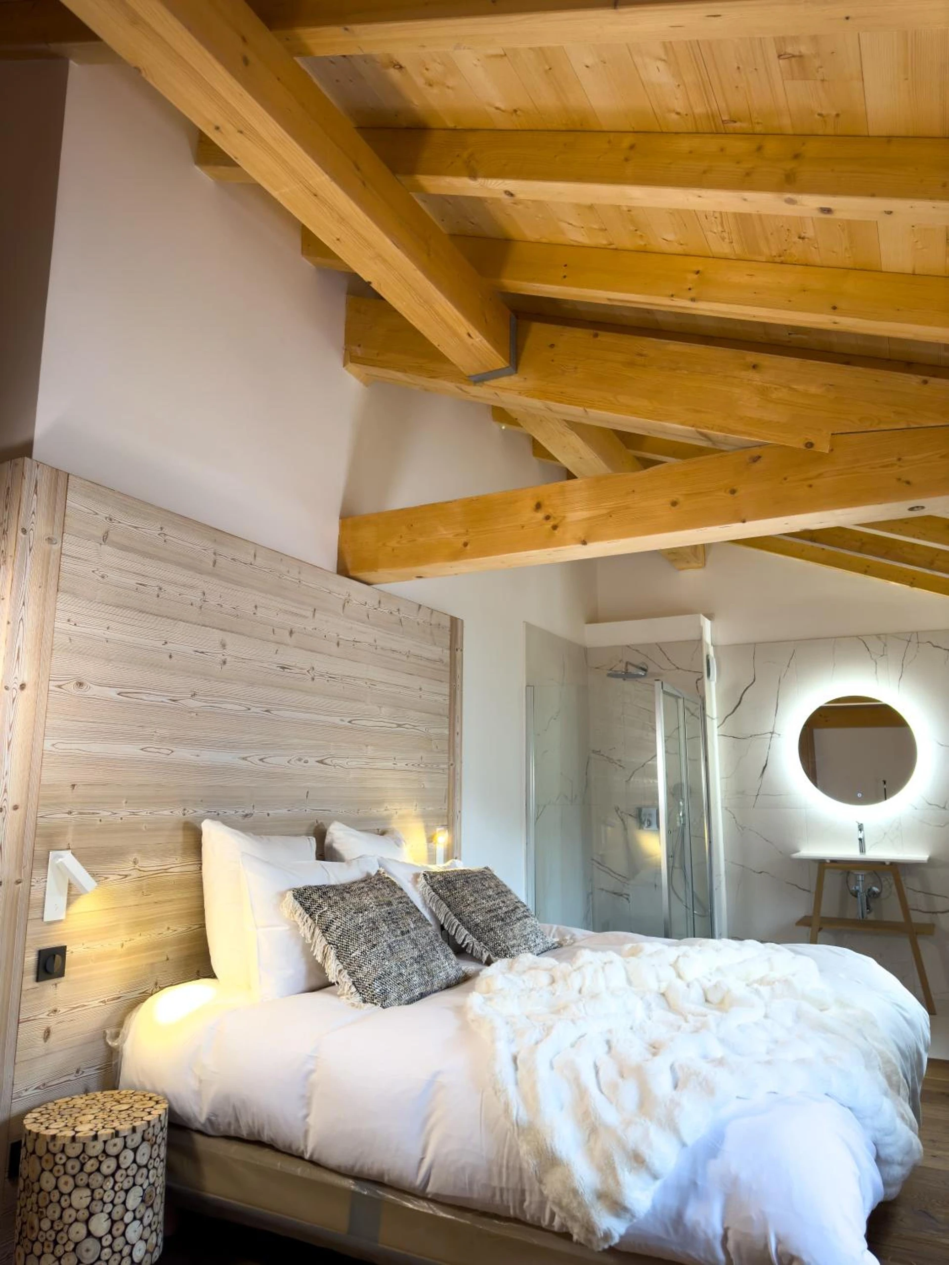 Magnifique chambre pour un séminaire d'entreprise à Grand Hôtel L'ermitage - Font-Romeu-Odeillo-Via