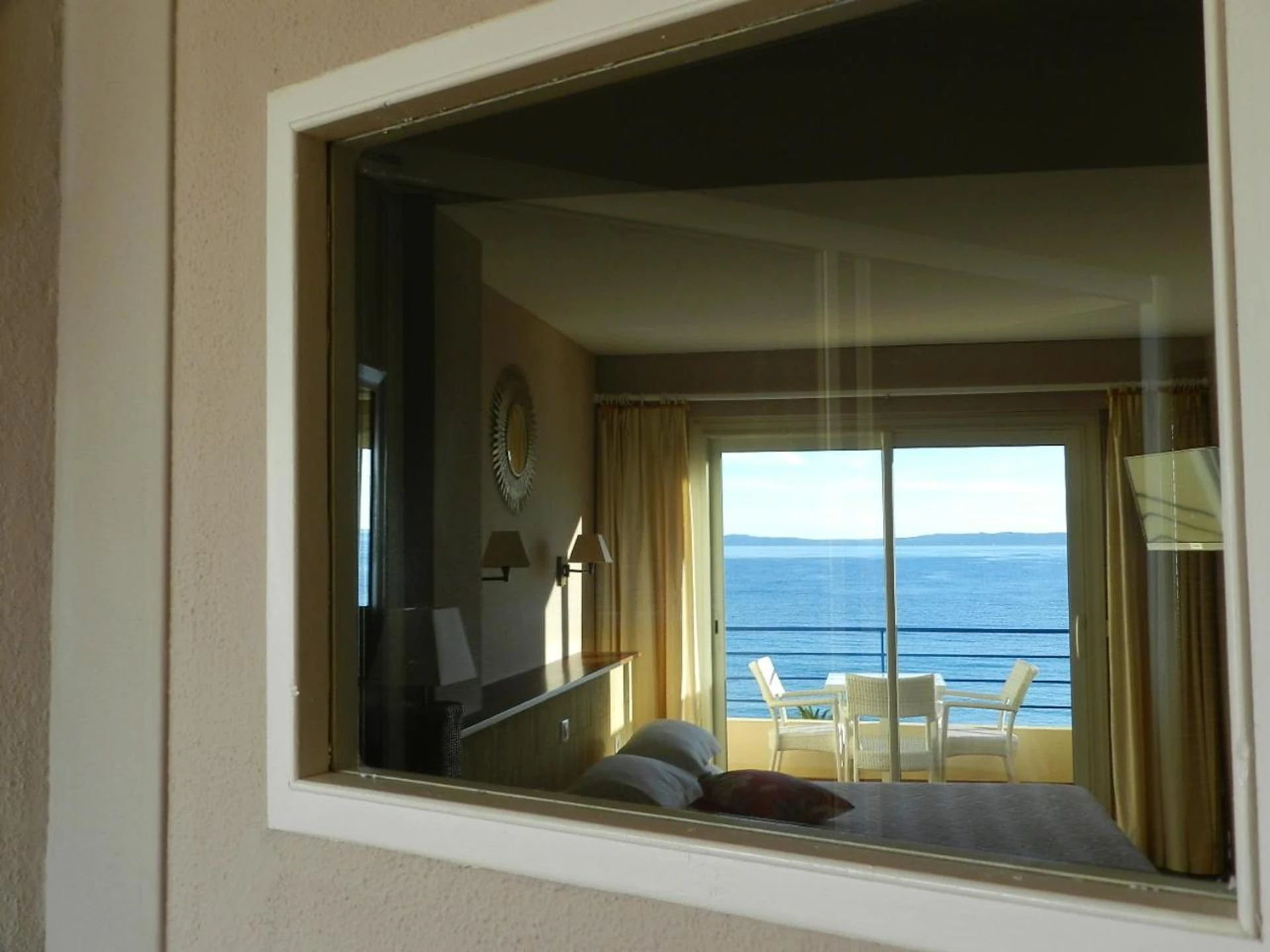 Chambre disponible pour un séminaire d'entreprise à Grand Hotel Moriaz - Marseille