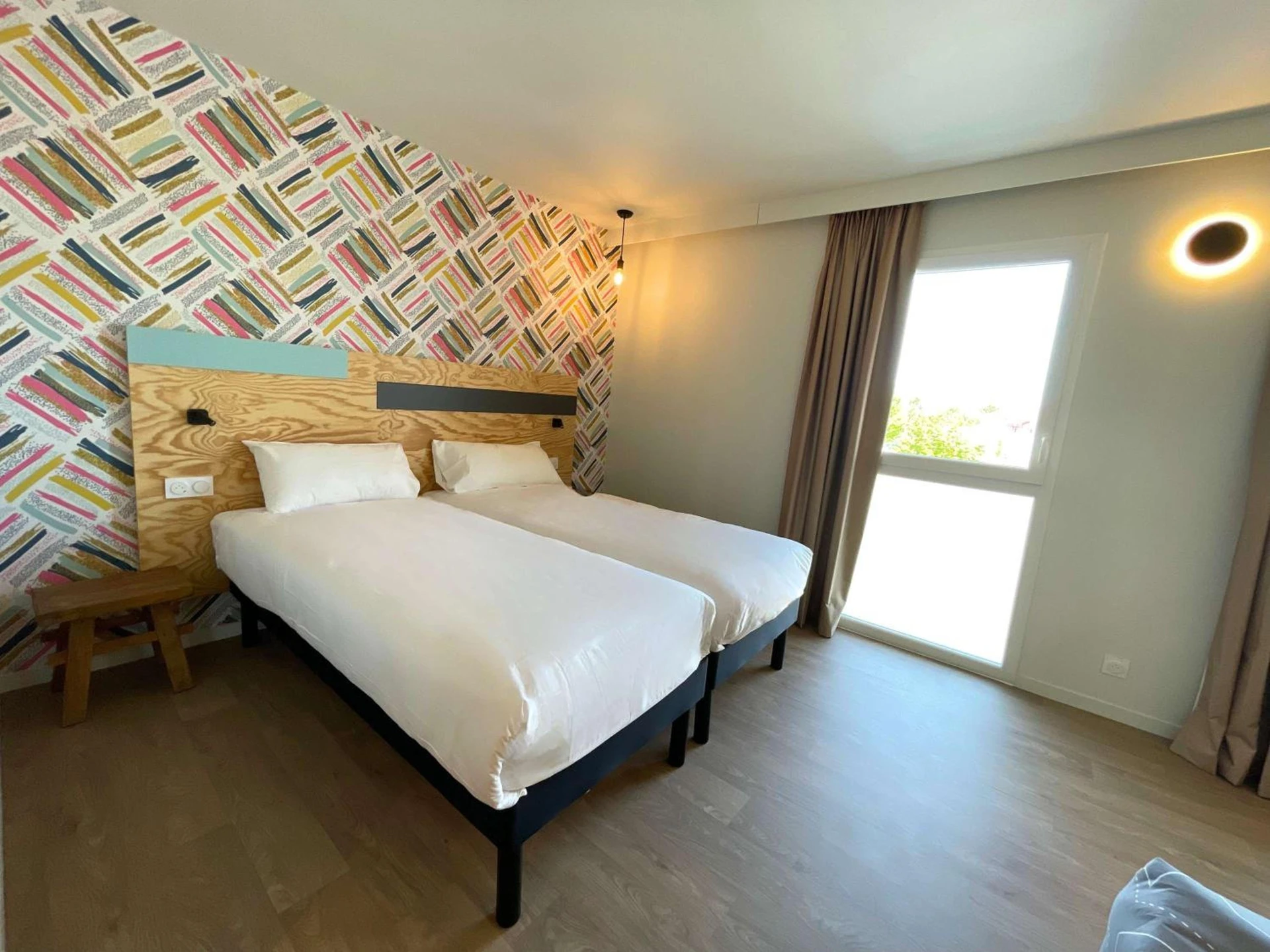 Chambre disponible pour un séminaire d'entreprise à greet hotel Castets Coeur des Landes - Castets