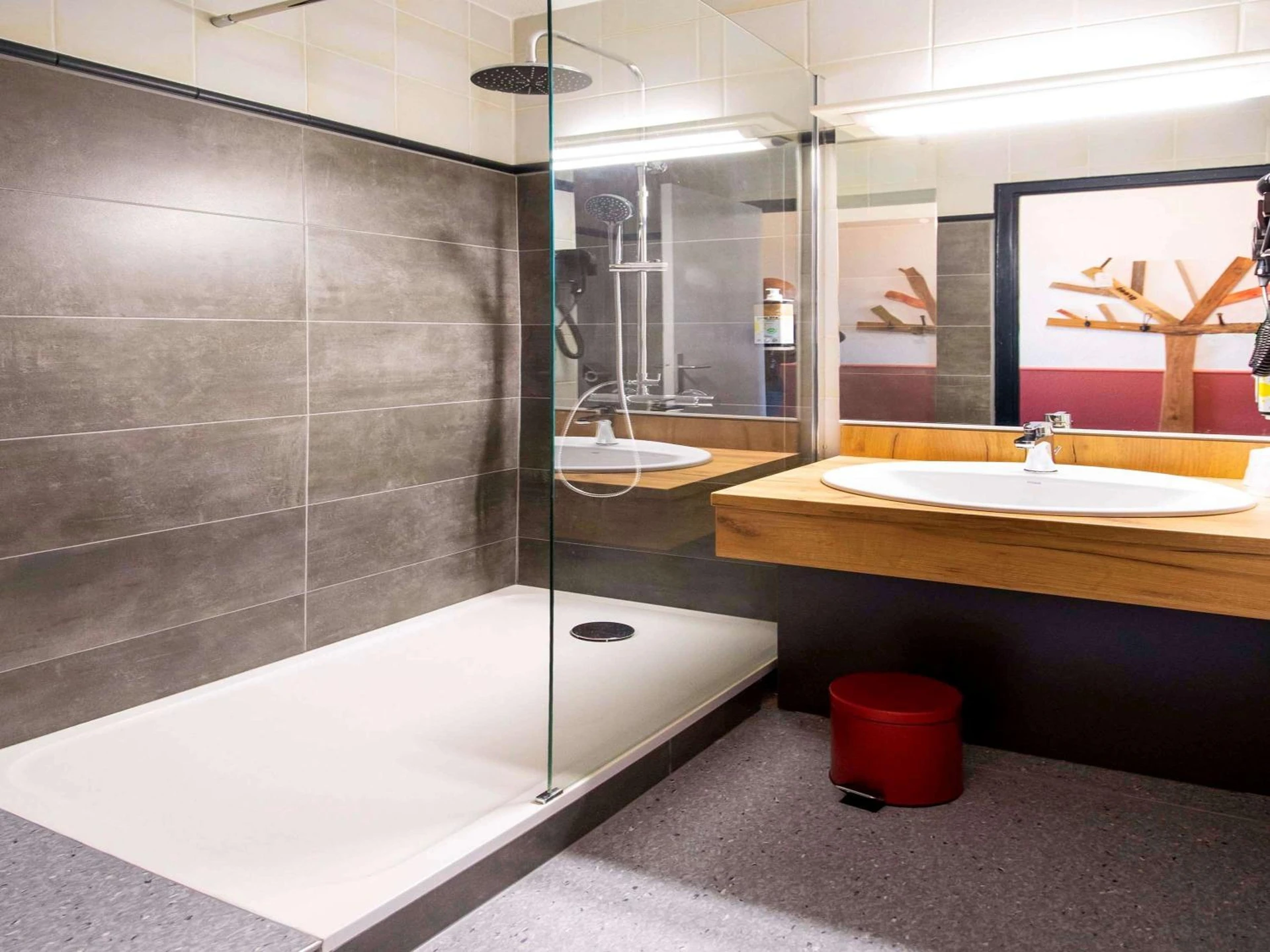 Chambre disponible pour un séminaire d'entreprise à Greet Hôtel Castres Saix - Saix