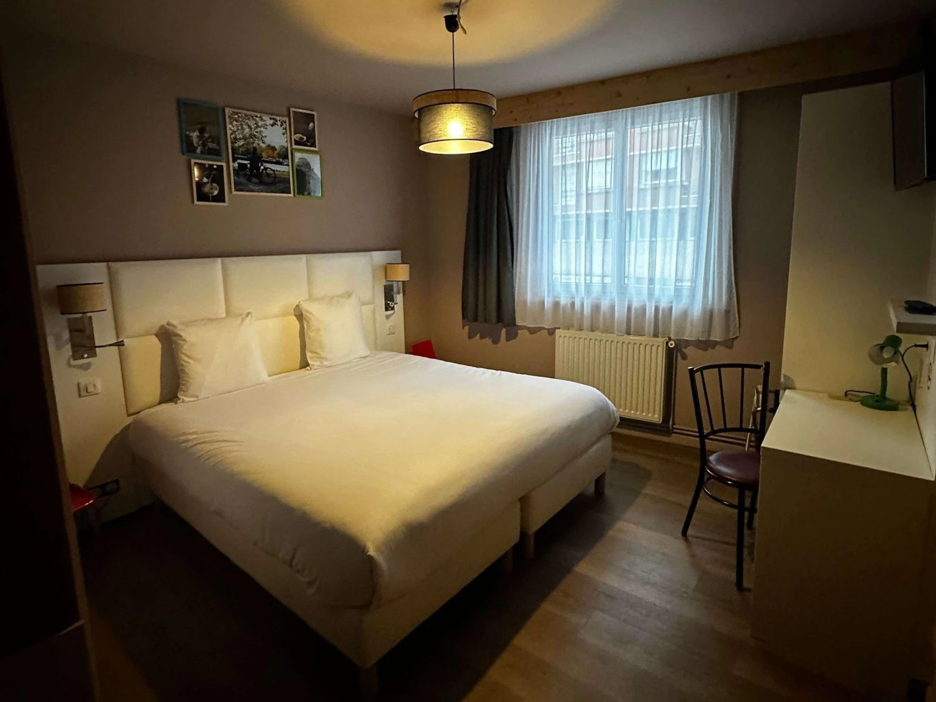 Magnifique chambre pour un séminaire d'entreprise à greet hotel Lille Gare Flandres - Groupe Accor - Paris