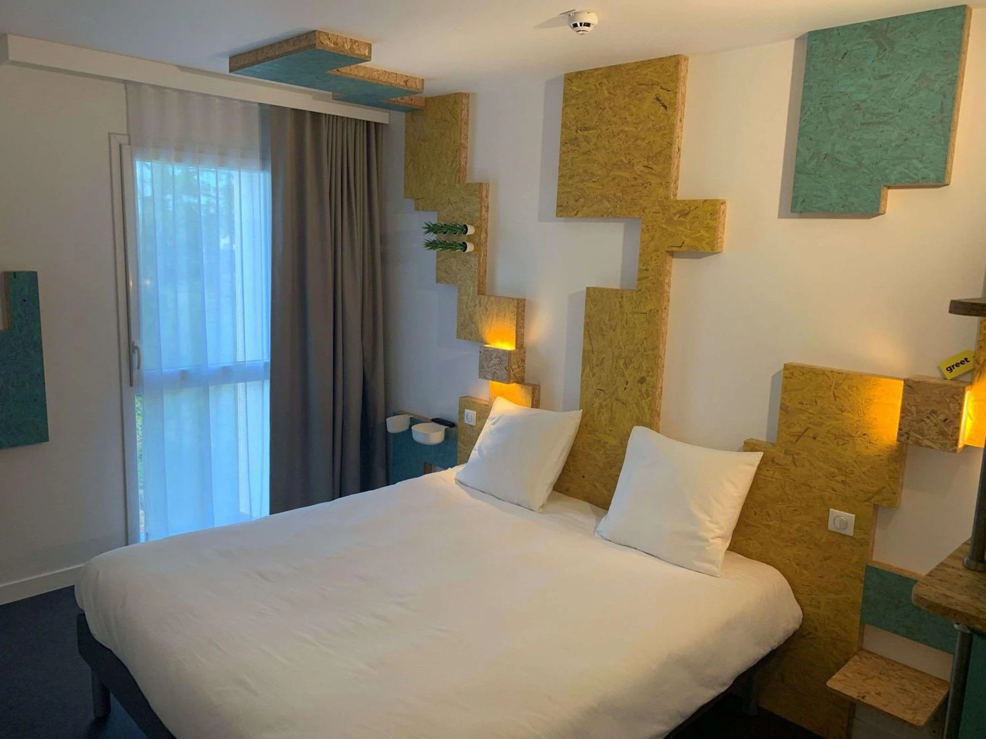 Chambre disponible pour un séminaire d'entreprise à greet Hotel Rennes Pace - Pacé
