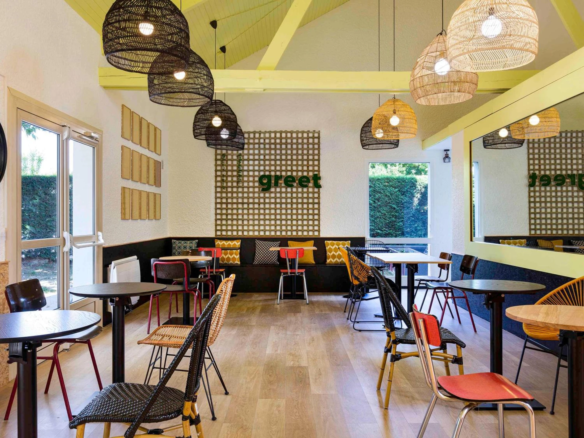 Organiser un séminaire d'entreprise : Greet Hôtel Villeneuve la Garenne - rénové à villeneuve-la-garenne