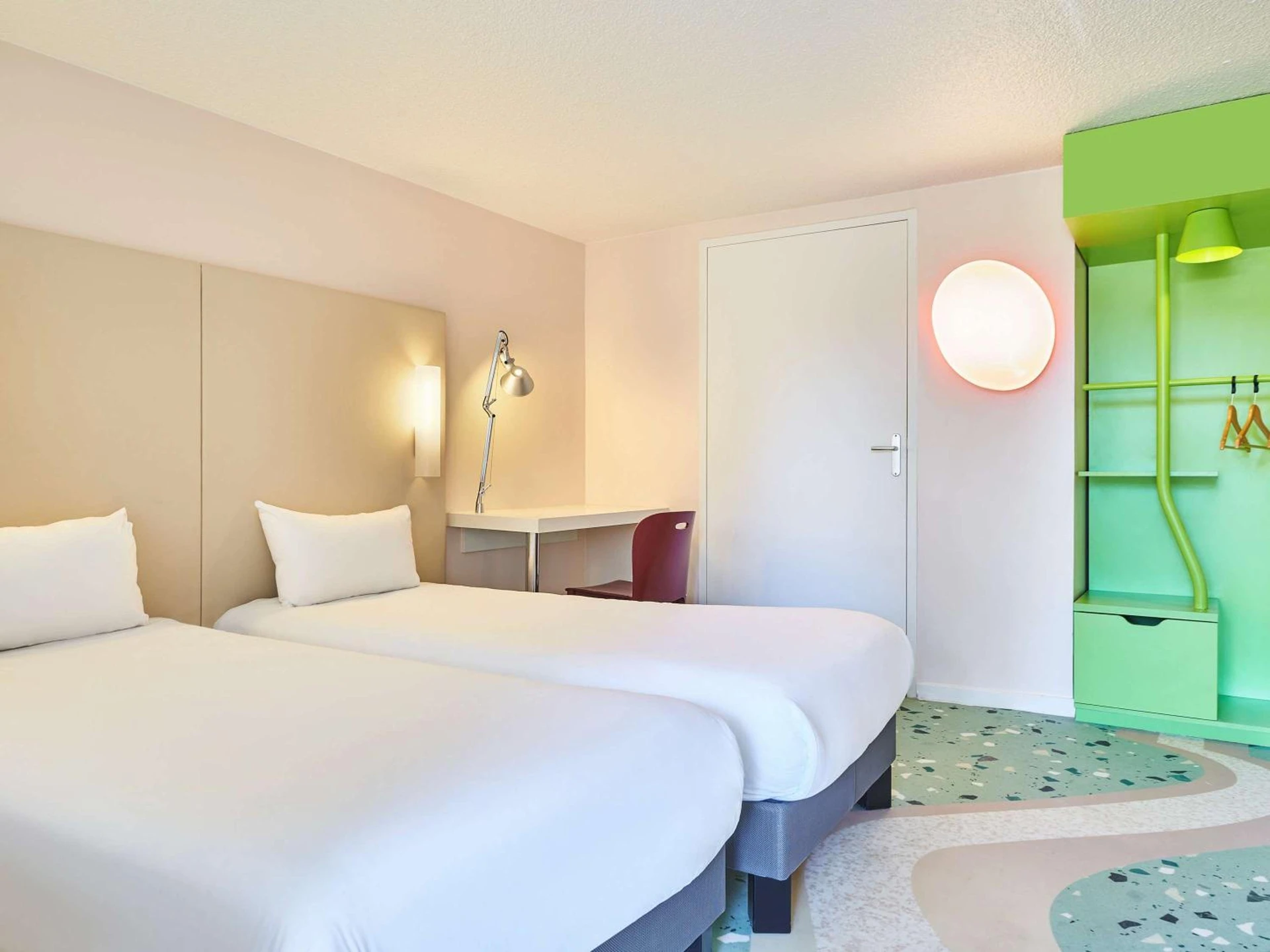 Organiser un séminaire d'entreprise : Greet Hotel Versailles - Voisins Le Bretonneux à paris-7e-arrondissement