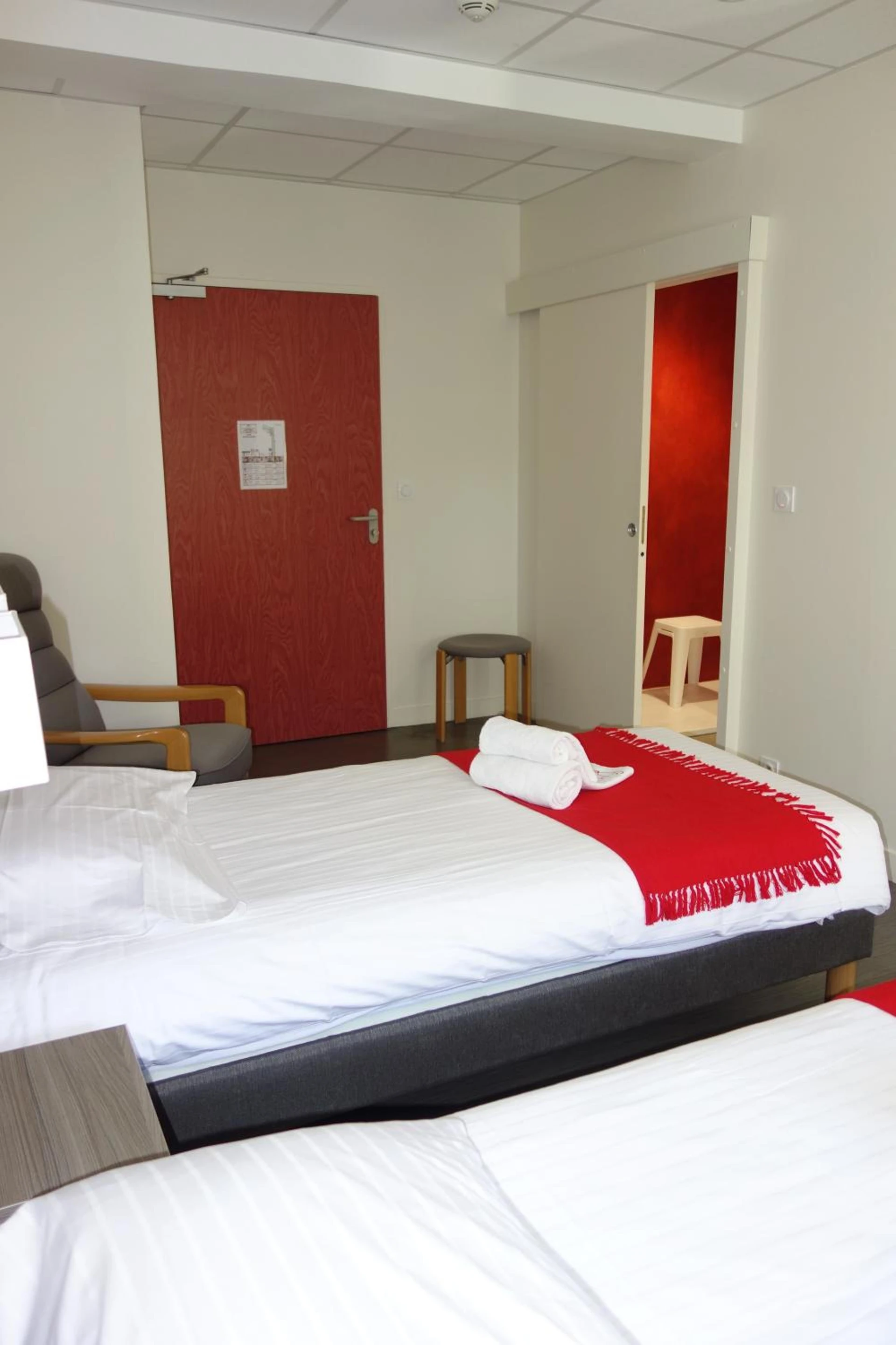 Chambre disponible pour un séminaire d'entreprise à Hostellerie Bon Pasteur - Angers