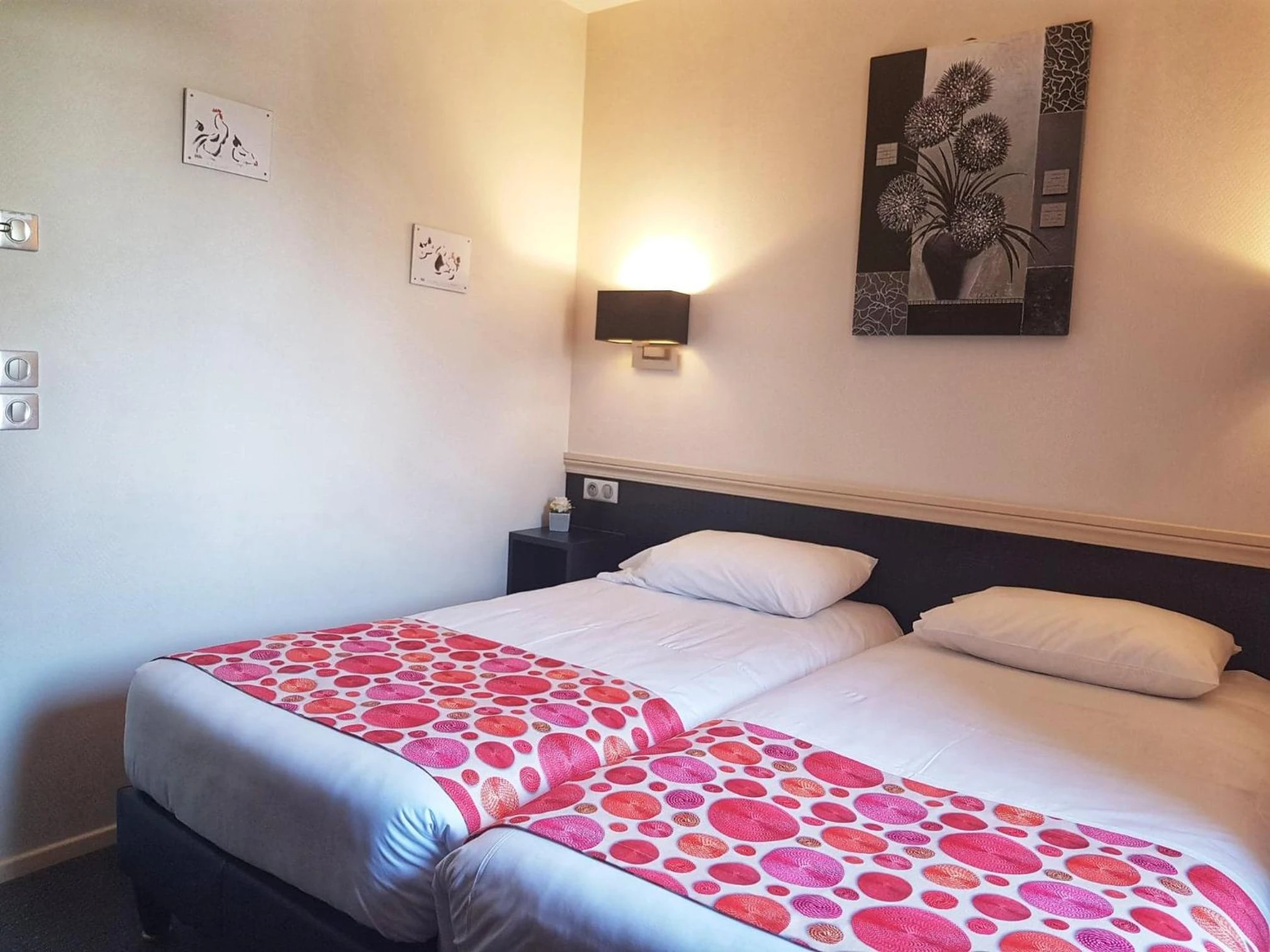 Magnifique chambre pour un séminaire d'entreprise à Hostellerie De Bretonnière - Groupe Logis Hotels - Beaune