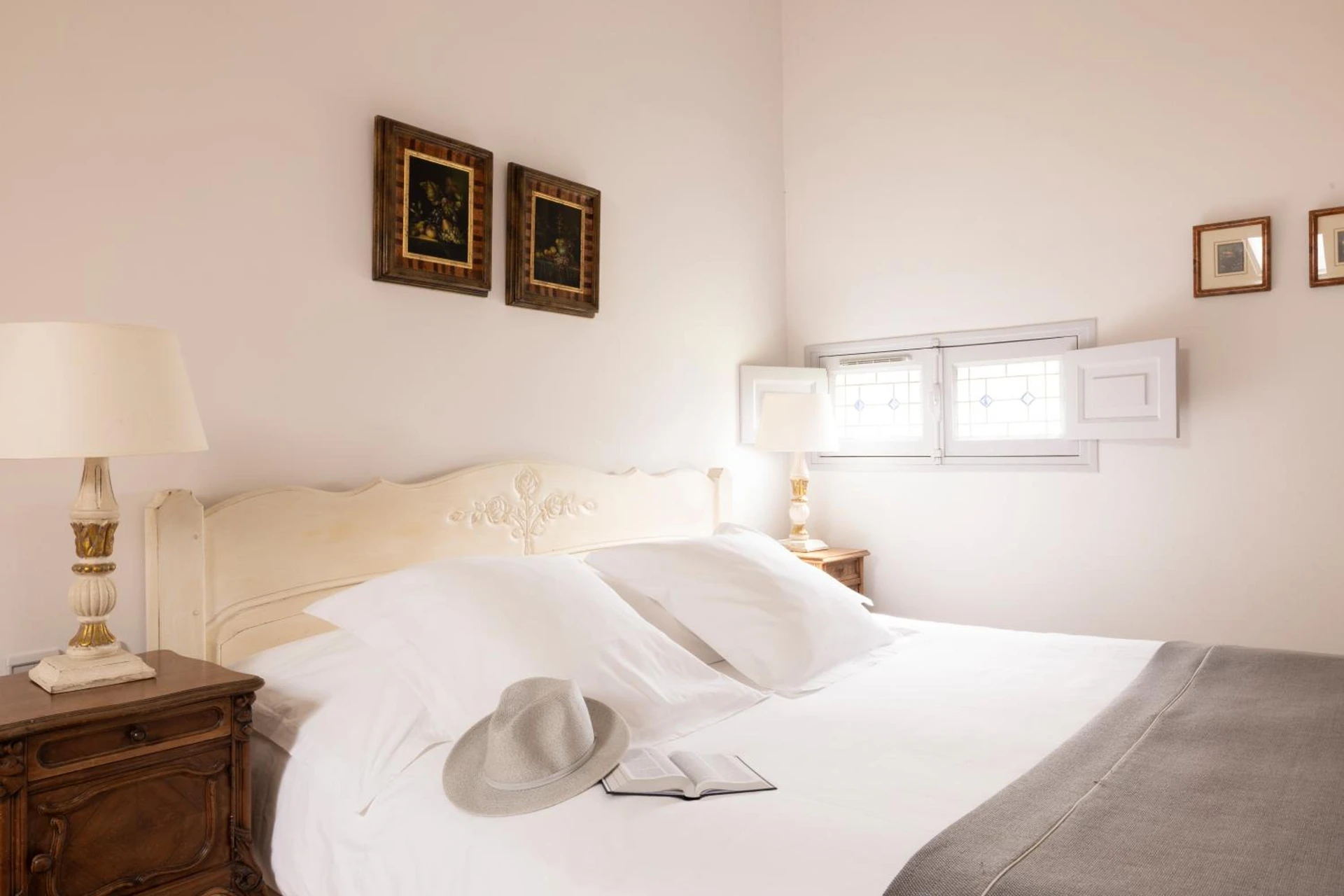 Magnifique chambre pour un séminaire d'entreprise à Hostellerie De L'abbaye De La Celle - Teritoria - La Celle