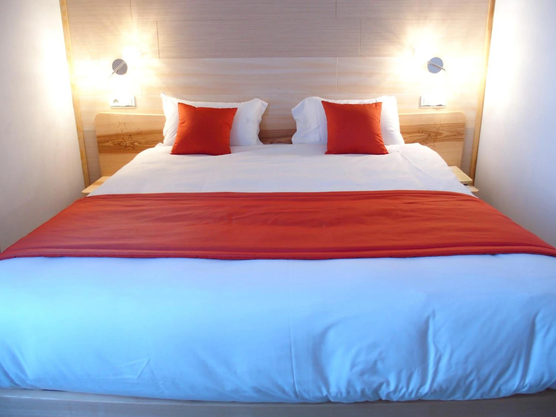 Magnifique chambre pour un séminaire d'entreprise à Logis Hôtel Restaurant Hostellerie de l'Étoile - Wasselonne
