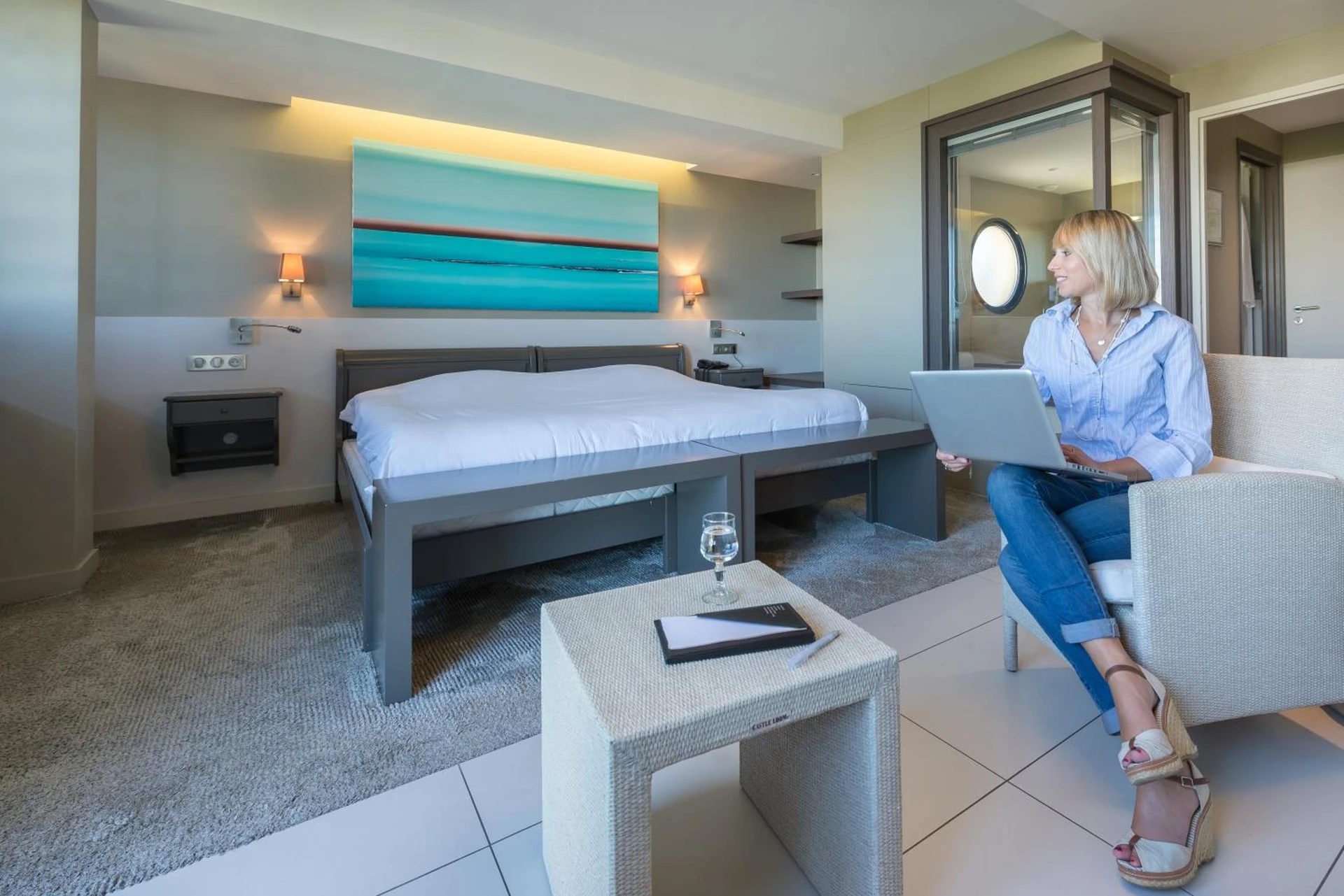 Magnifique chambre pour un séminaire d'entreprise à Hostellerie de la Pointe Saint-Mathieu - SPA & Restaurant - Plougonvelin