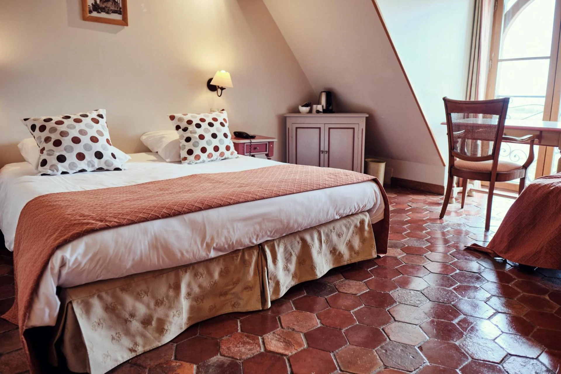 Magnifique chambre pour un séminaire d'entreprise à Hostellerie de la Tour d'Auxois - Saulieu