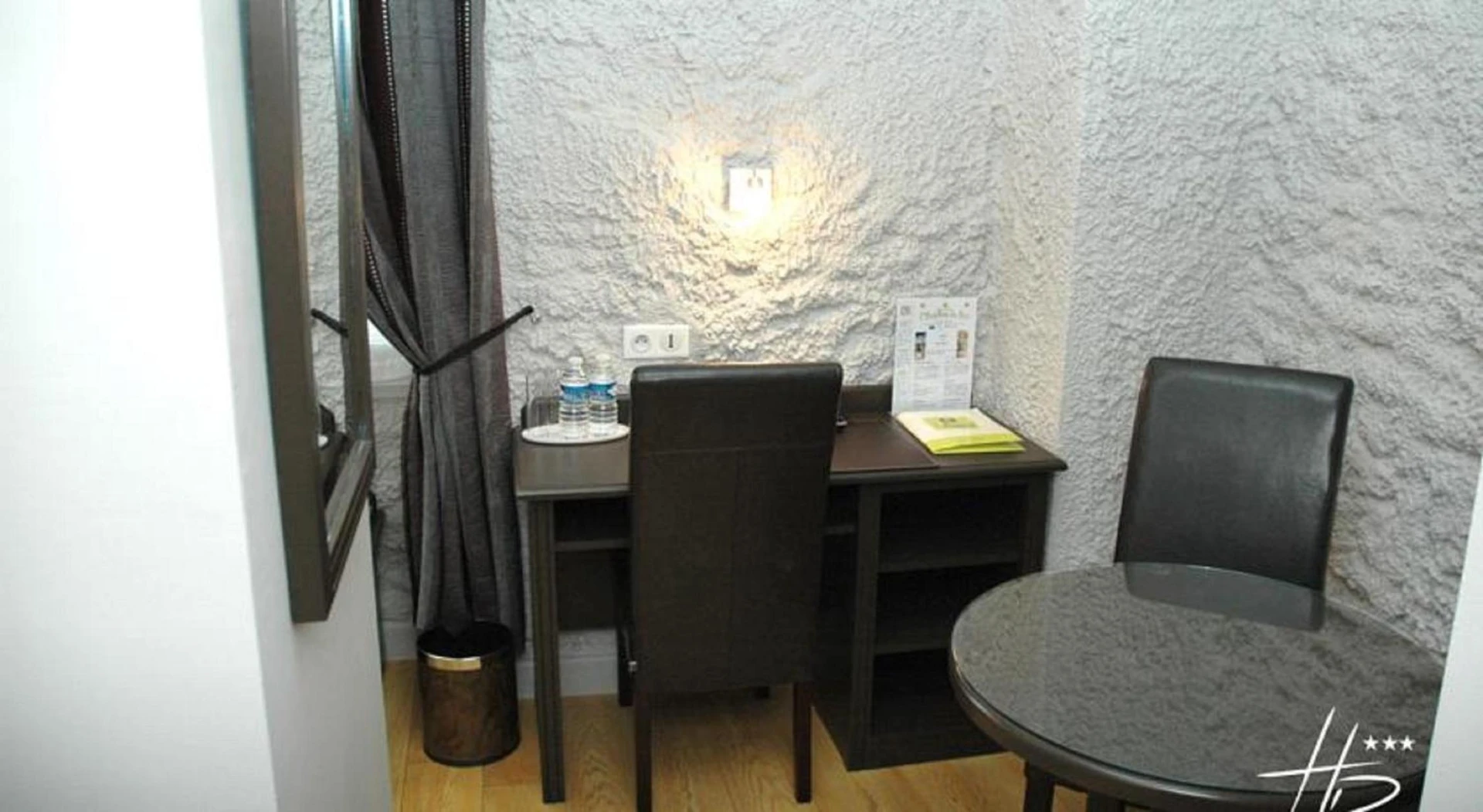 Magnifique chambre pour un séminaire d'entreprise à Logis Hostellerie des Ducs - Duras