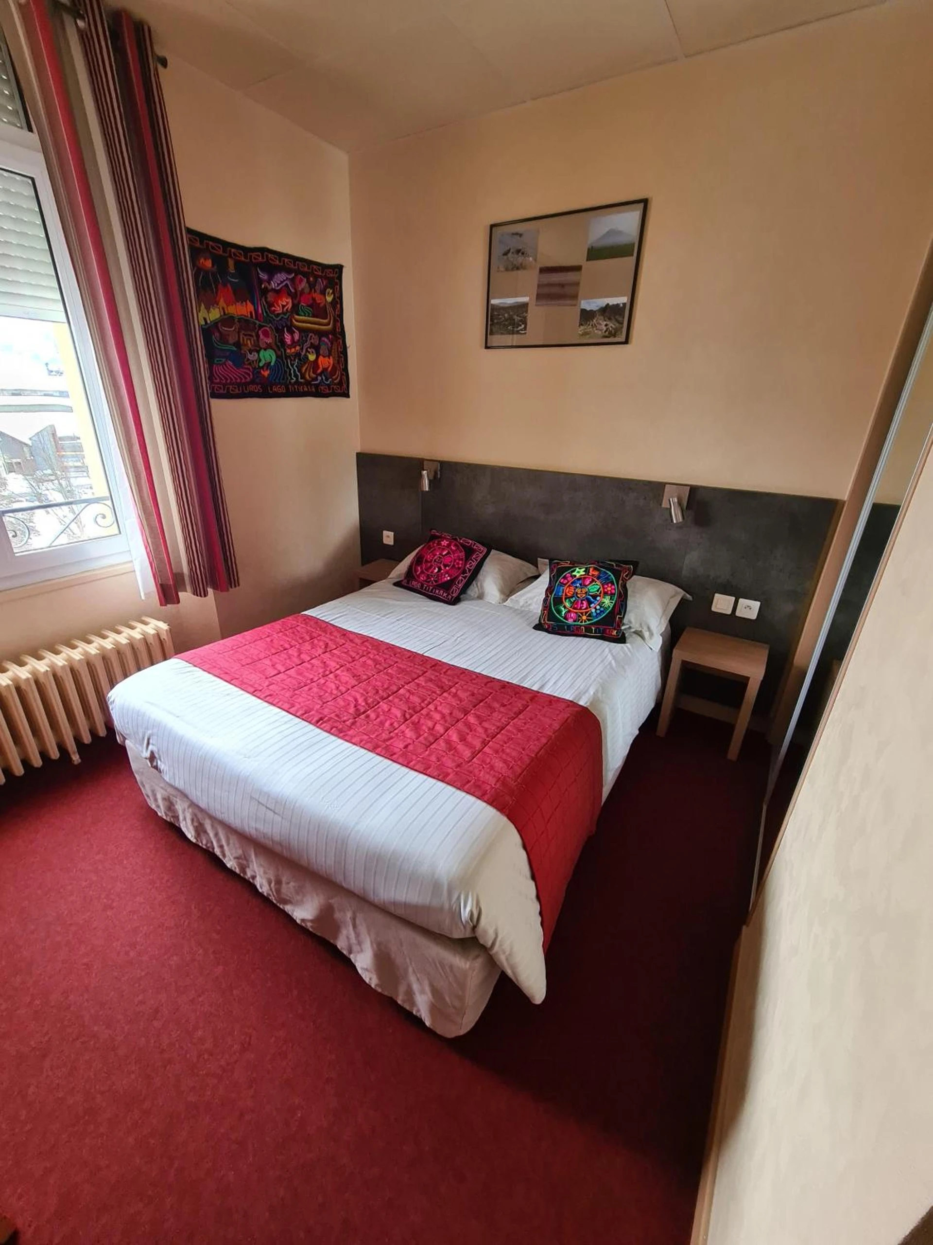 Chambre à HOSTELLERIE du CANTAL - Organiser un séminaire d'entreprise à Murat