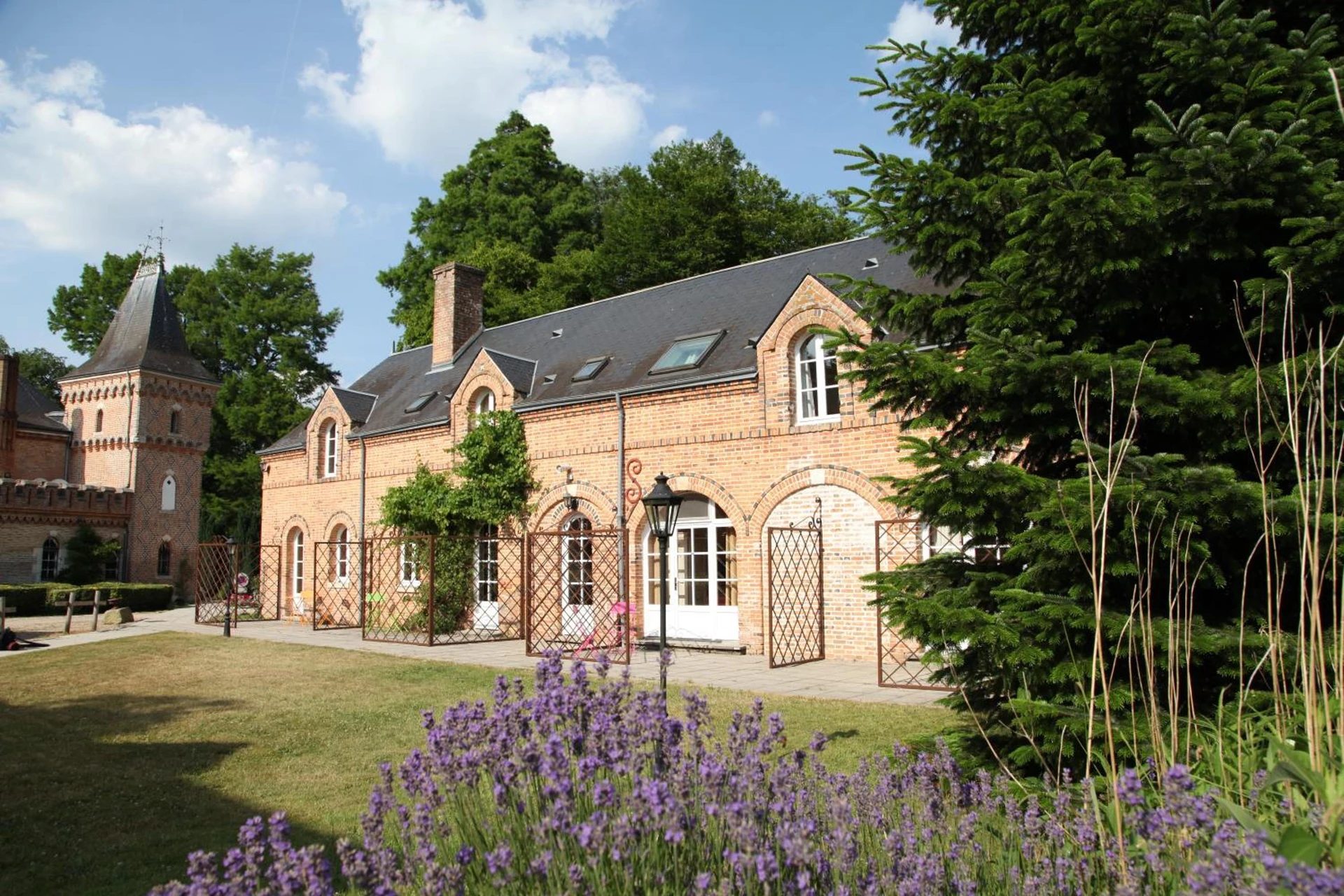Ambiance de travail pour séminaire d'entreprise à Hostellerie Du Château Les Muids - La Ferté-Saint-Aubin