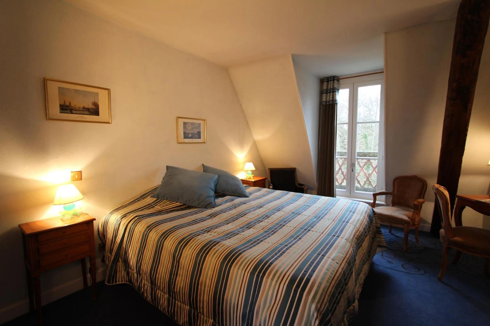 Chambre disponible pour un séminaire d'entreprise à Hostellerie Du Château Les Muids - La Ferté-Saint-Aubin