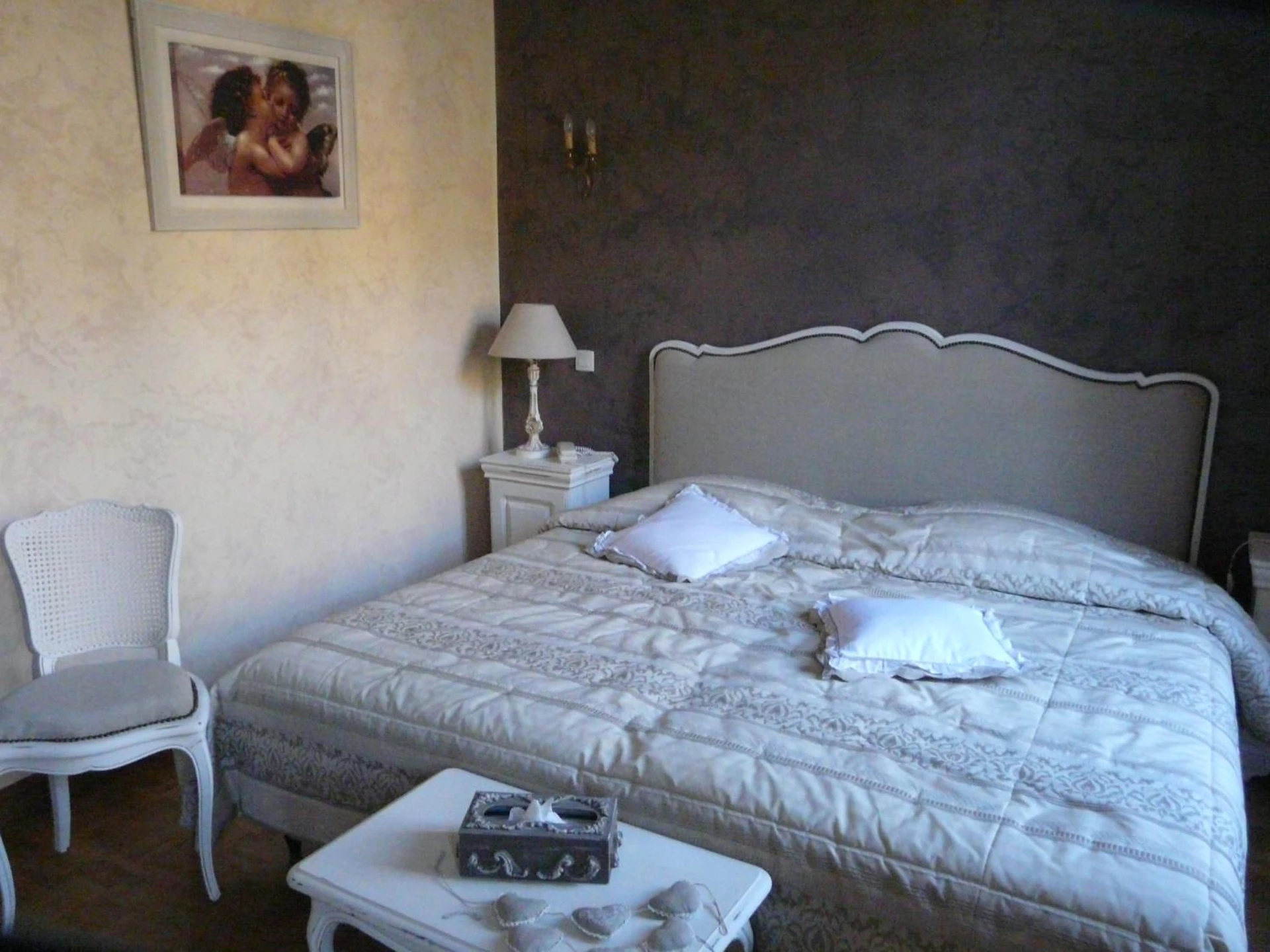 Chambre disponible pour un séminaire d'entreprise à Logis Hostellerie Du Grand Duc hôtel restaurant - Gincla