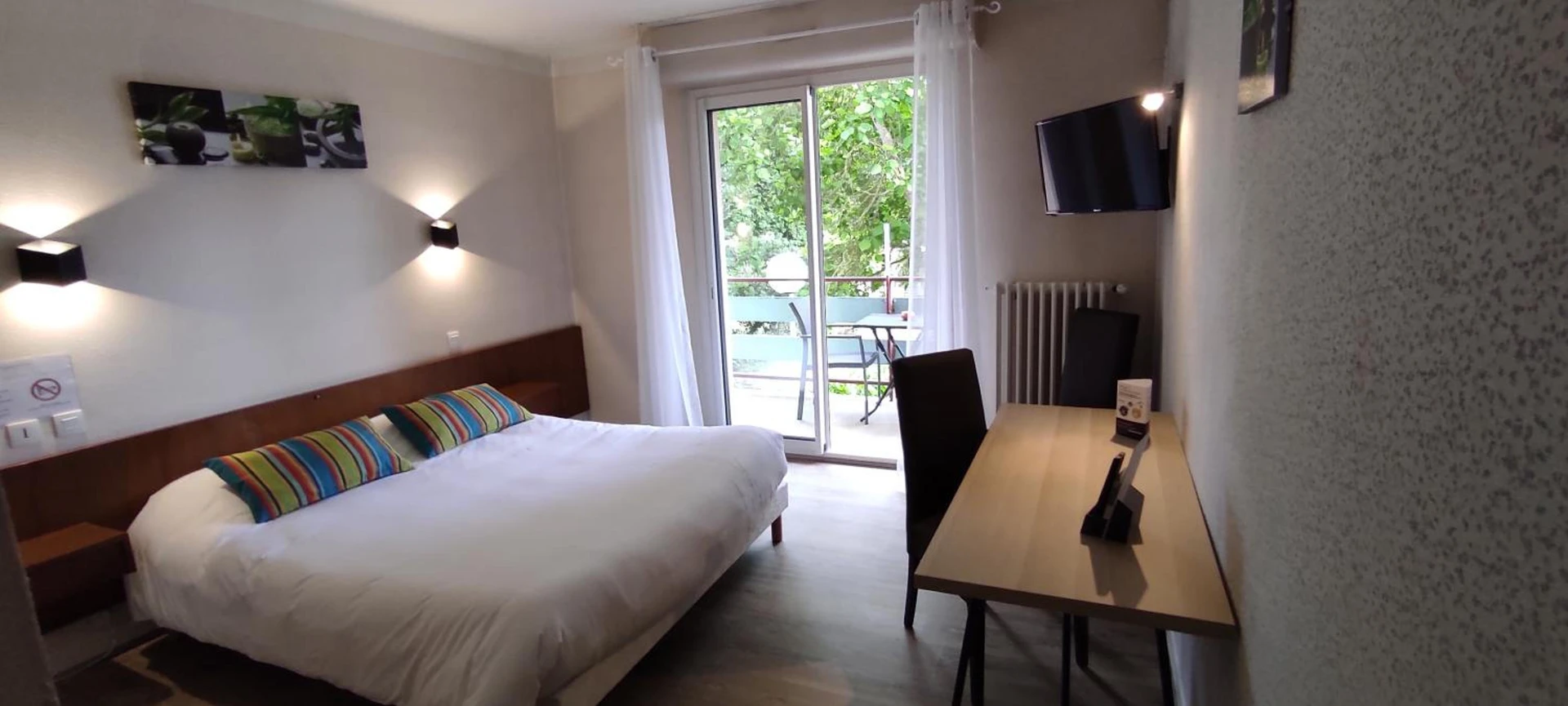 Chambre disponible pour un séminaire d'entreprise à Hostellerie du Parc - Labarthe-Inard
