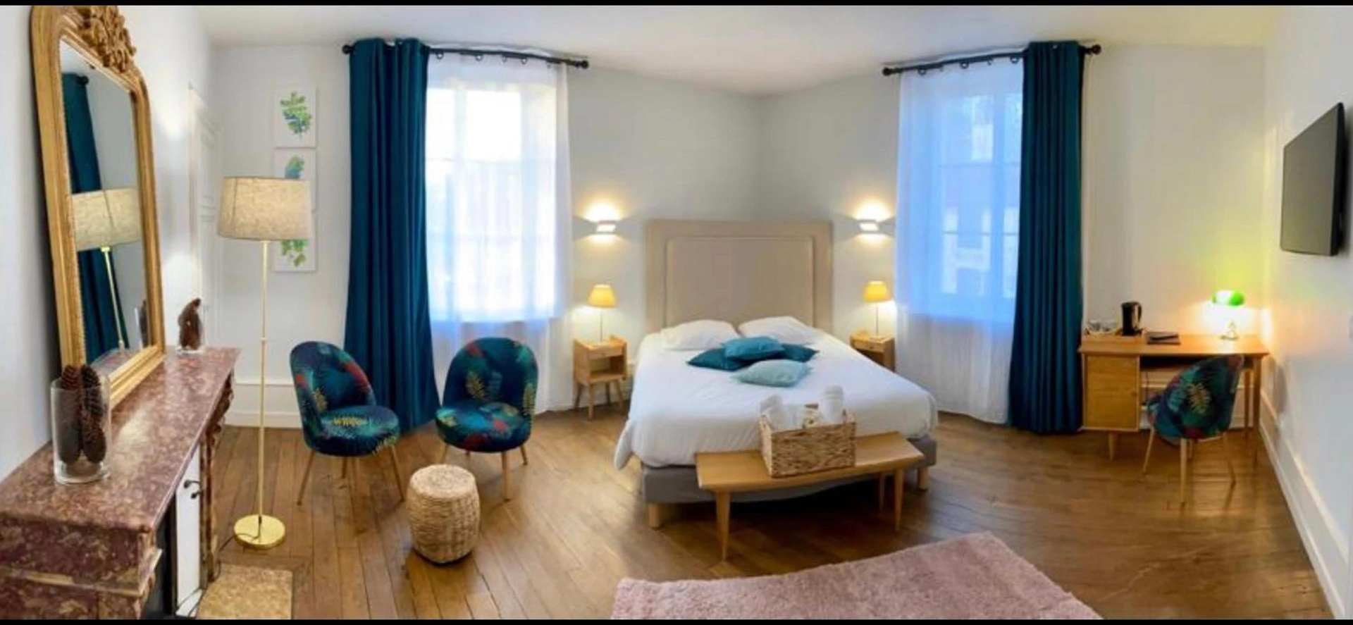 Chambre disponible pour un séminaire d'entreprise à Logis Hostellerie la Chaumière - Arsonval