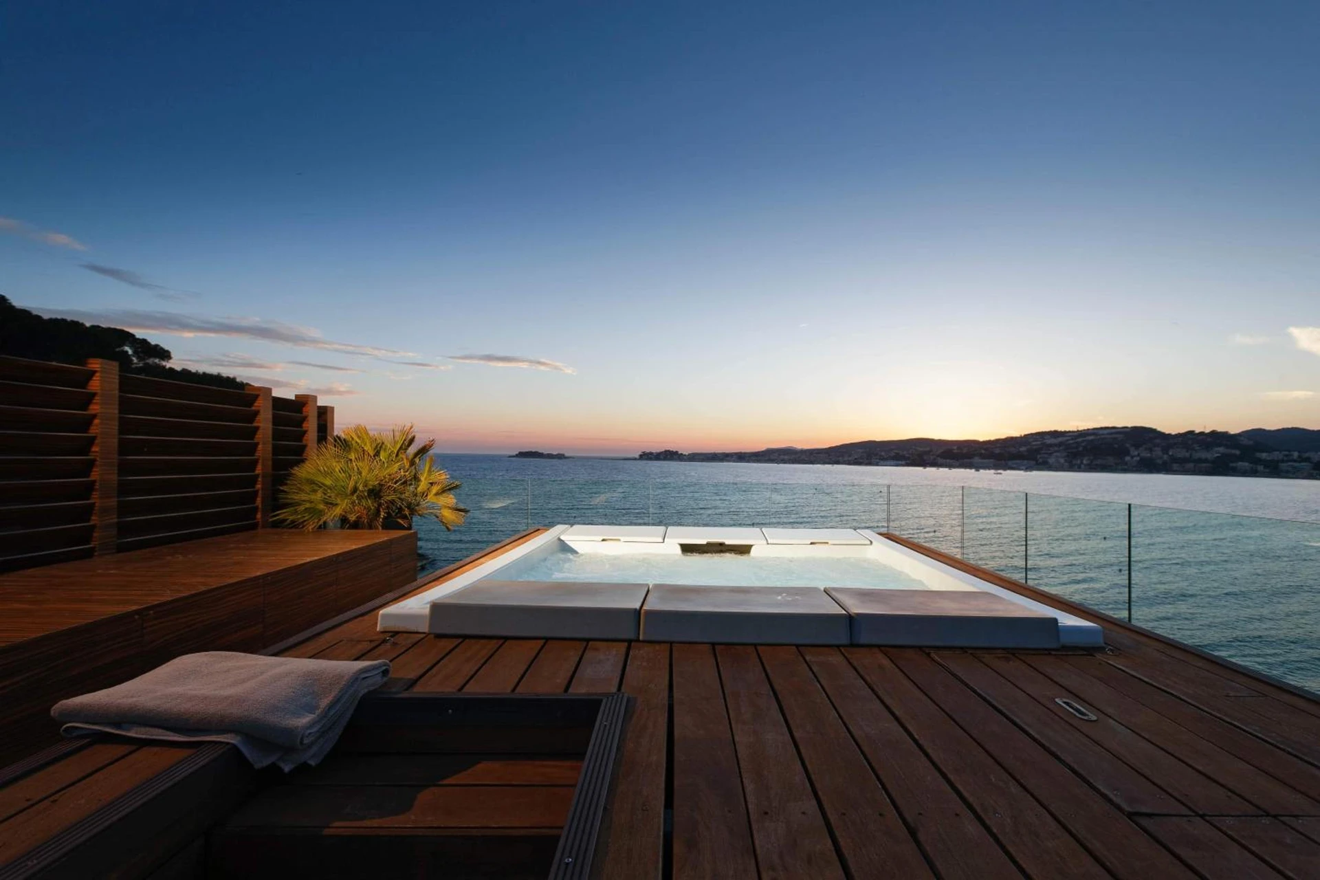 Ambiance de travail pour séminaire d'entreprise à Hostellerie La Farandole - Sanary-sur-Mer