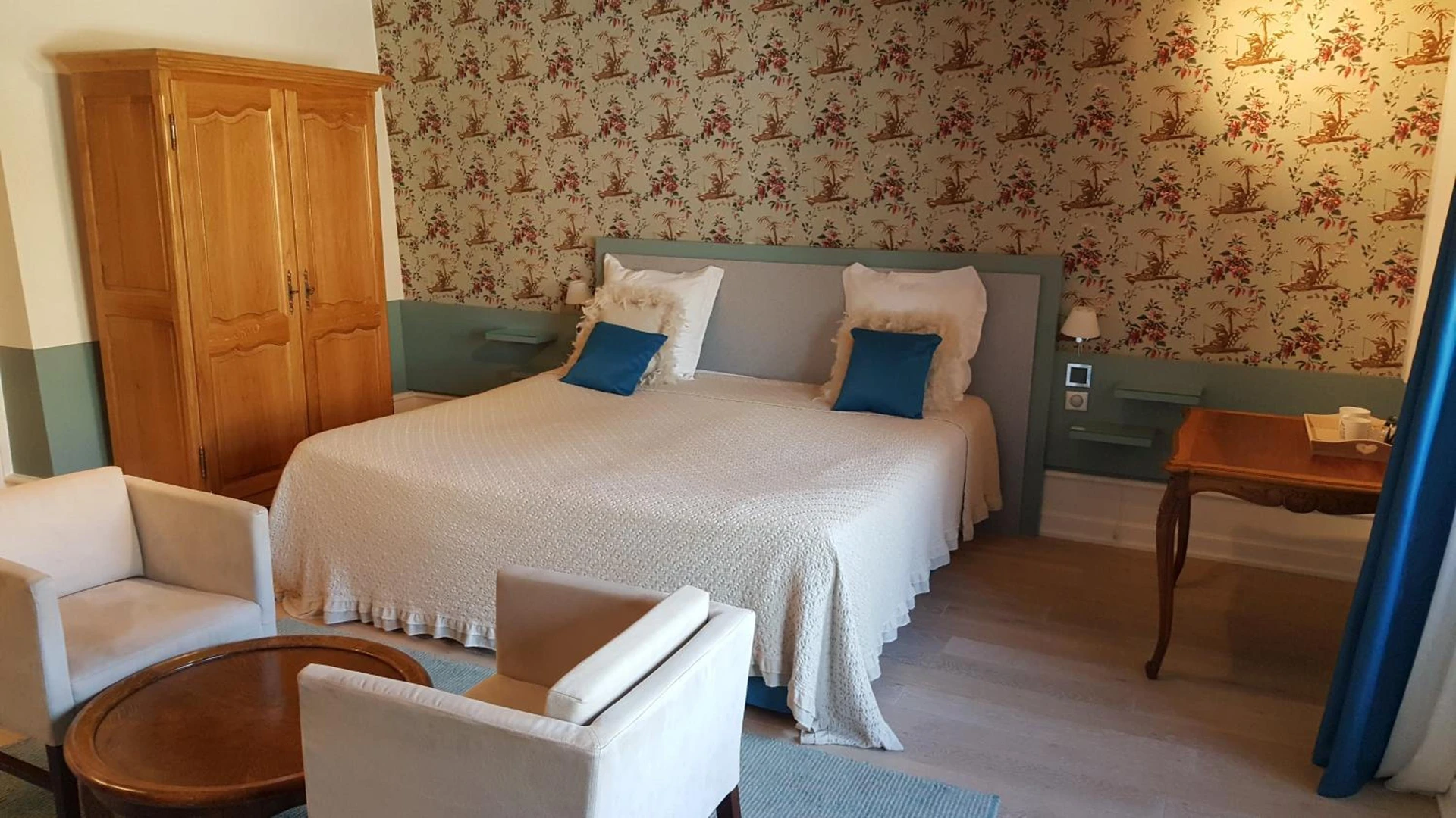 Chambre disponible pour un séminaire d'entreprise à Hostellerie La Montagne - Colombey-les-Deux-Églises