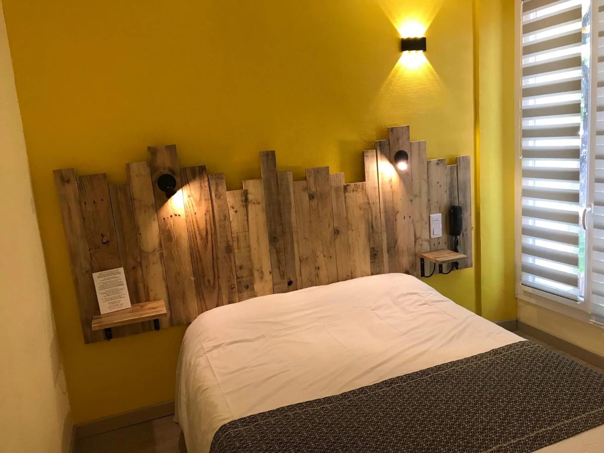 Chambre disponible pour un séminaire d'entreprise à Hostellerie Le Mirabeau - Peyrolles-en-Provence