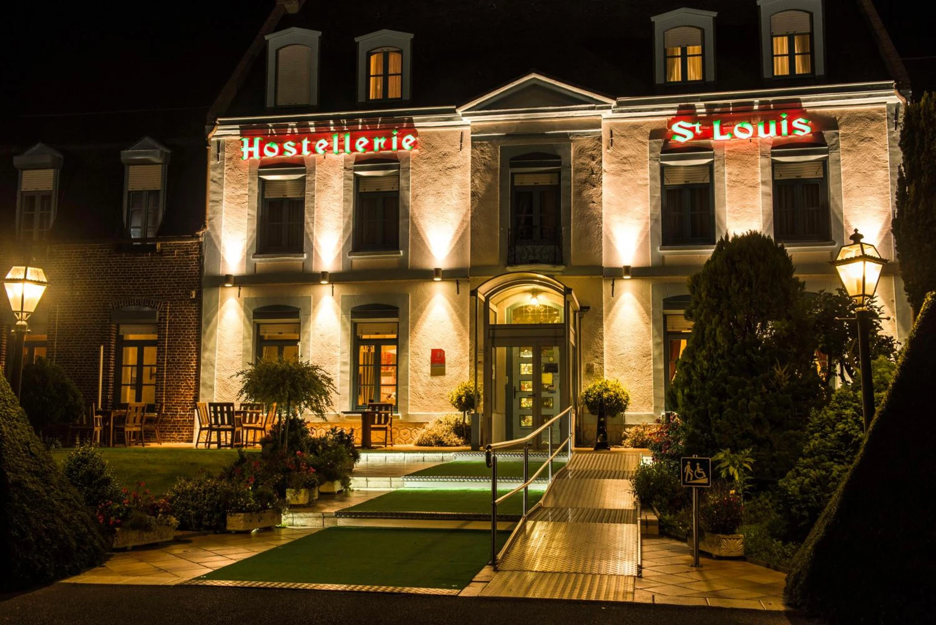 Ambiance de travail pour séminaire d'entreprise à Logis - Hostellerie Saint-Louis & Restaurant Pauze - Bollezeele