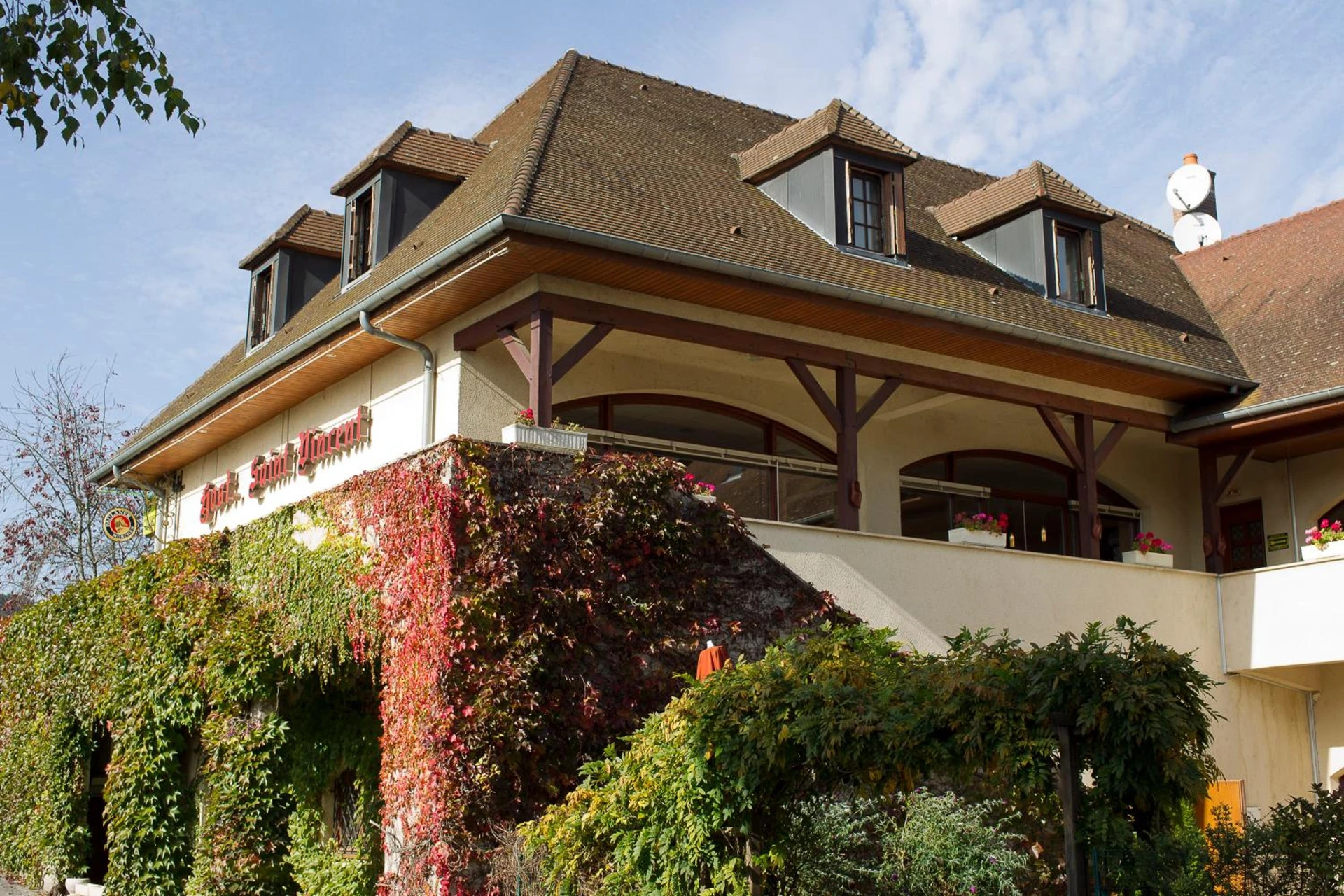 Chambre à Hostellerie St Vincent - Organiser un séminaire d'entreprise à Nuits-Saint-Georges