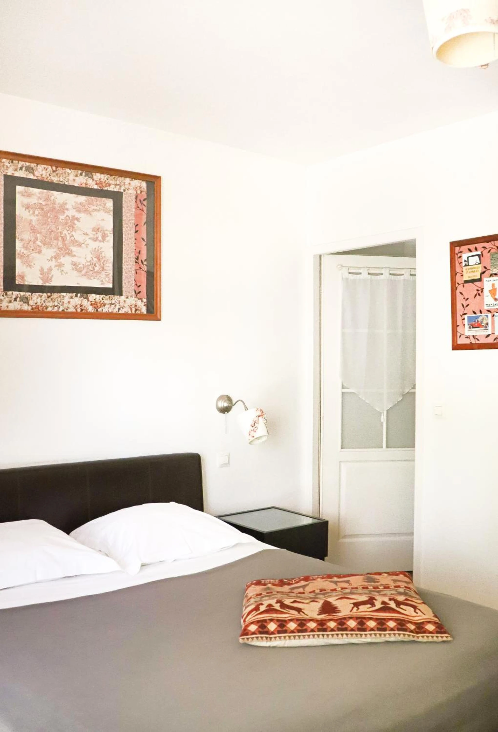Chambre disponible pour un séminaire d'entreprise à A La Villa Boucicaut - Chalon-sur-Saône
