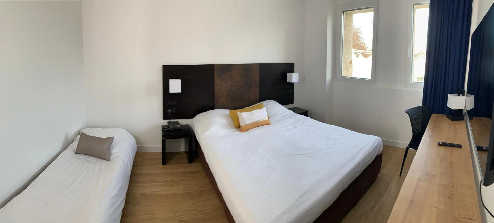Magnifique chambre pour un séminaire d'entreprise à Hotel Abbaye du Golf de Lésigny - Lésigny