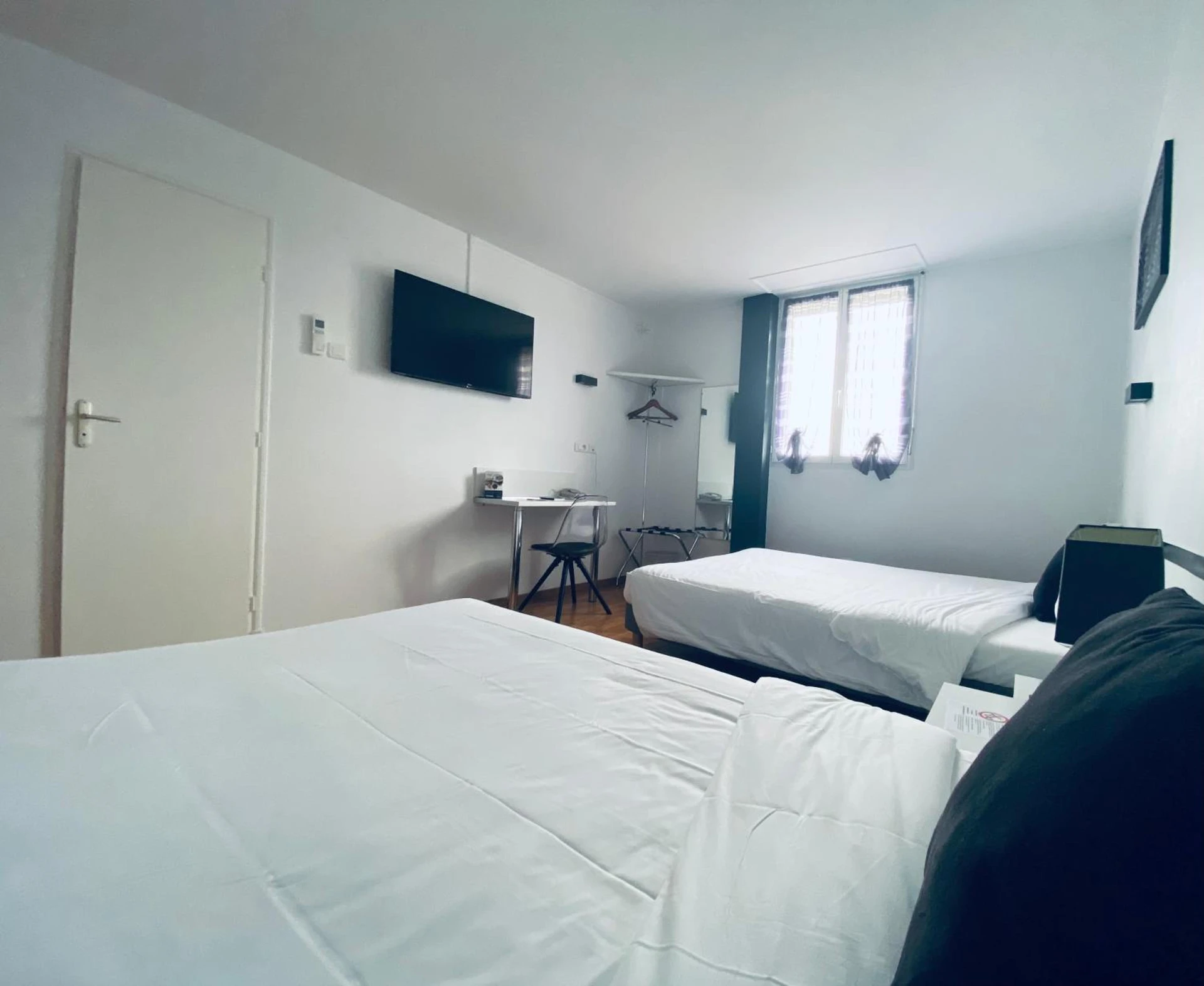 Chambre disponible pour un séminaire d'entreprise à Hotel Air-lane - Saint-Léger-sous-Brienne