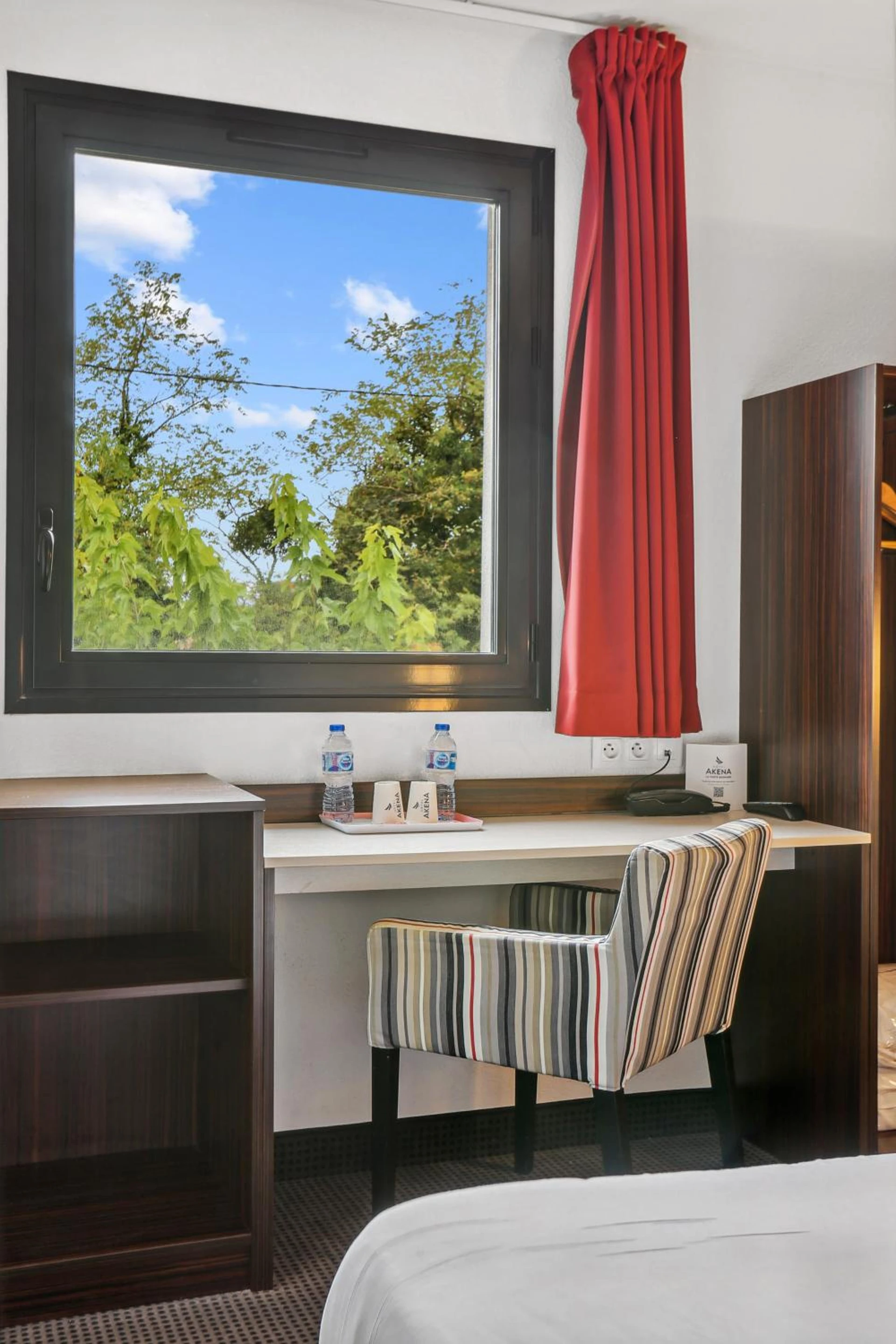 Magnifique chambre pour un séminaire d'entreprise à Hôtel AKENA La Ferté Bernard - Cherré