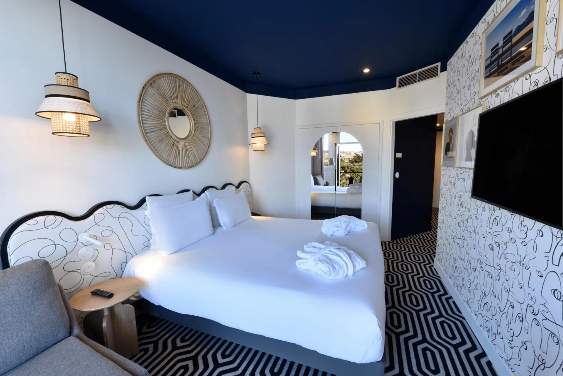Magnifique chambre pour un séminaire d'entreprise à Albert 1er - Nice