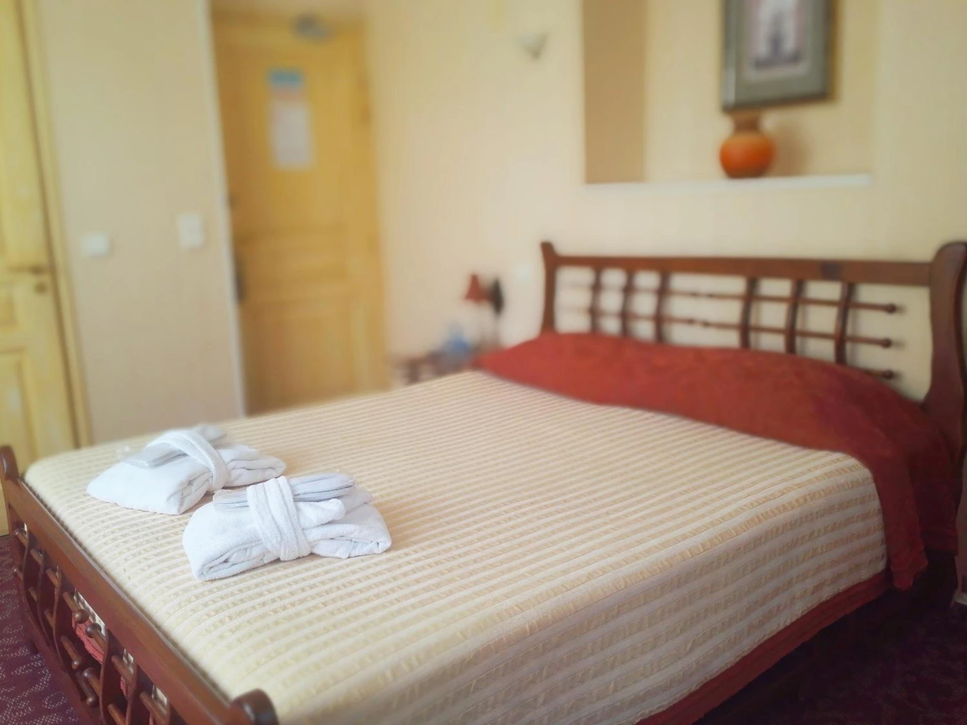Chambre disponible pour un séminaire d'entreprise à Hotel Alexandre III - Cannes