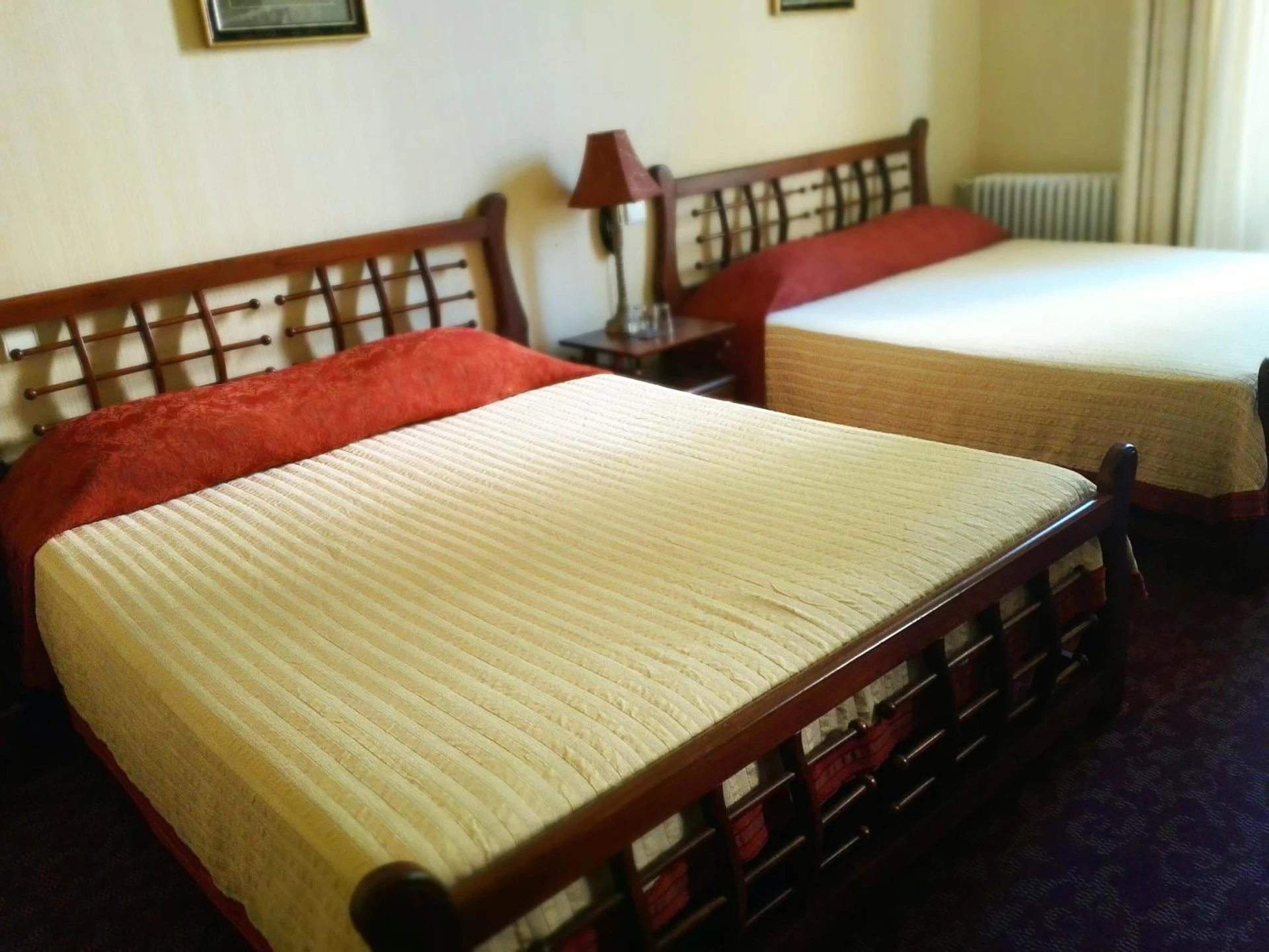 Chambre disponible pour un séminaire d'entreprise à Hotel Alexandre III - Cannes