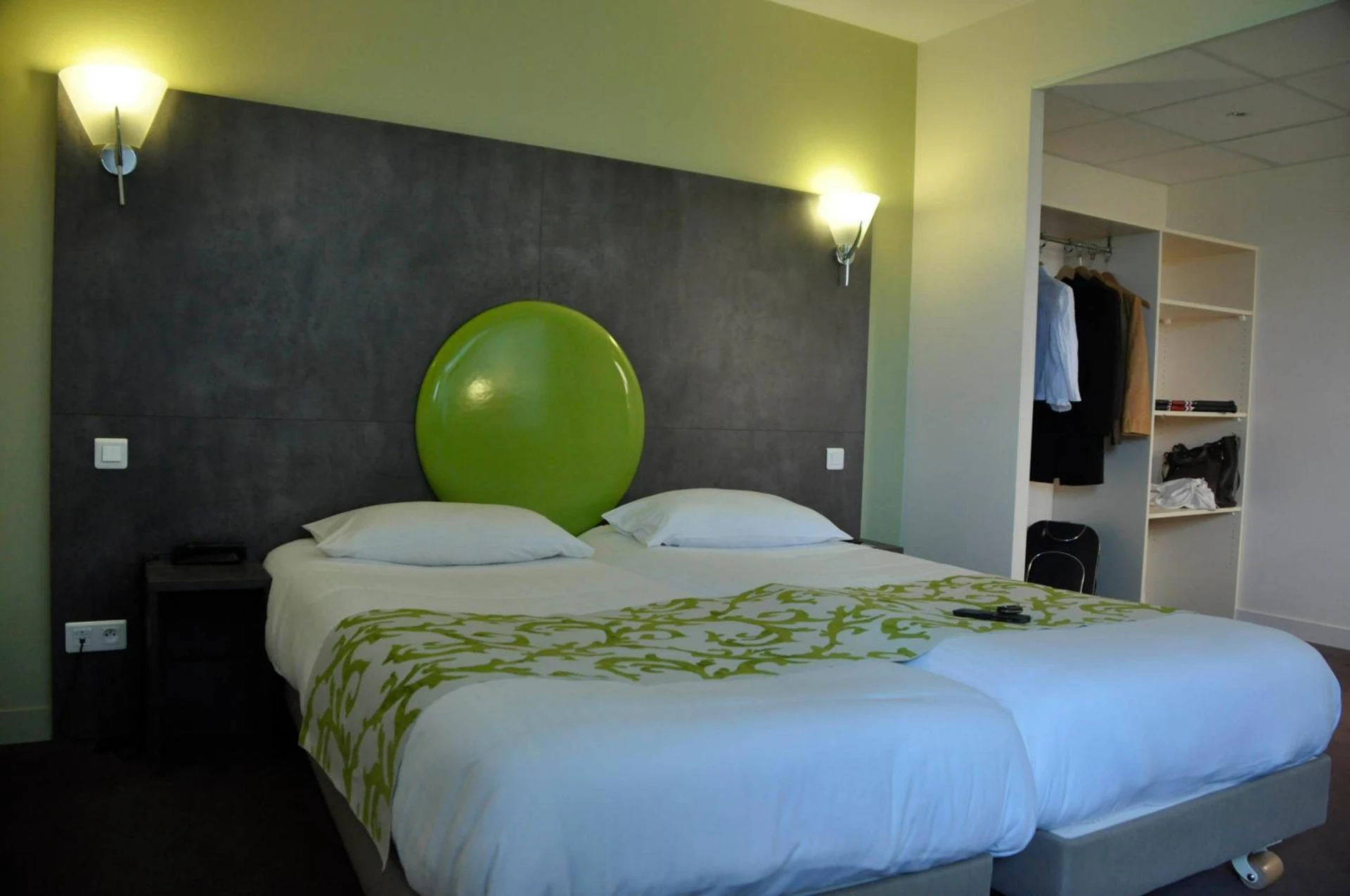 Magnifique chambre pour un séminaire d'entreprise à BRIT HOTEL CONFORT ALEXIA - La Souterraine - La Souterraine