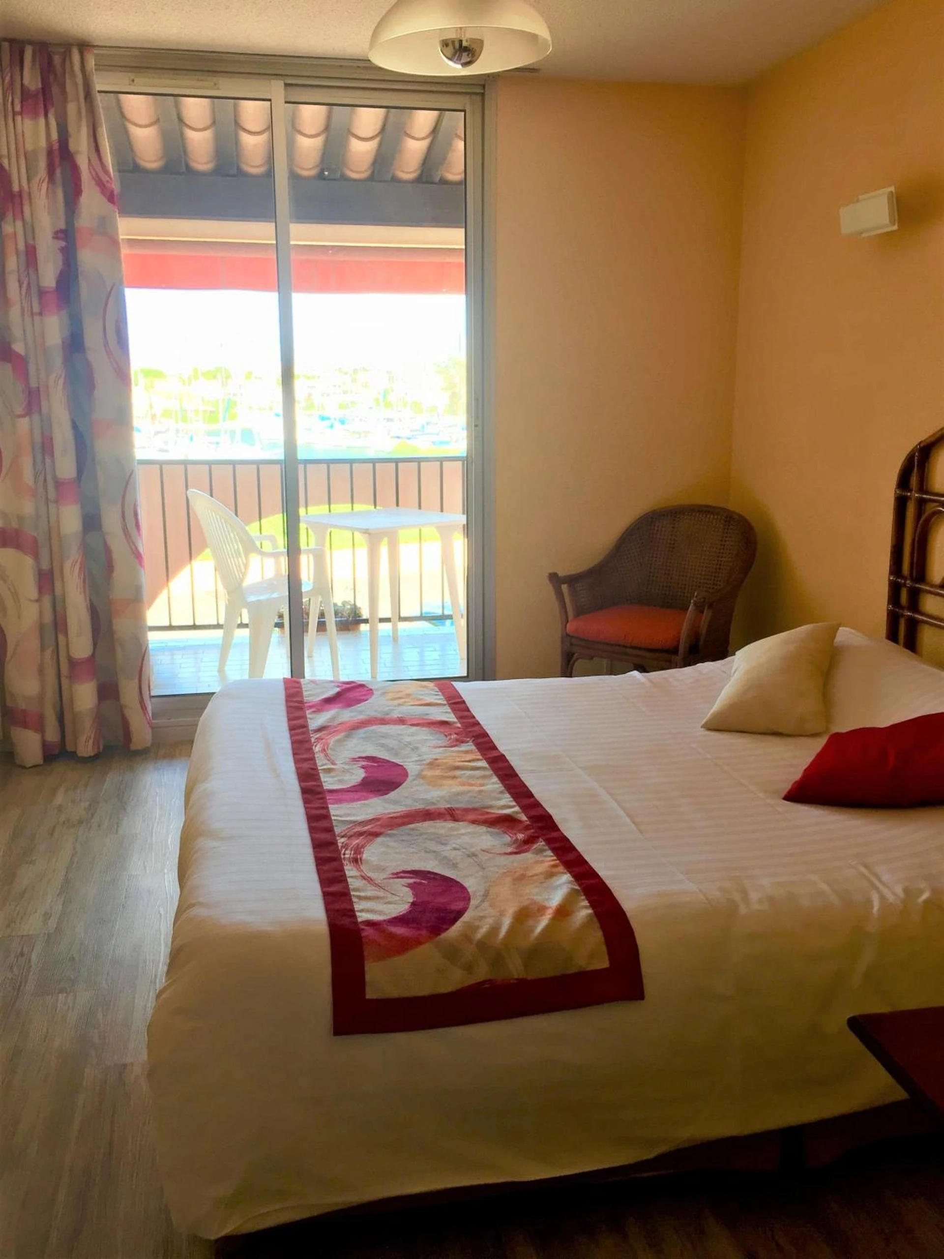 Organiser un séminaire d'entreprise : Hotel Alhambra à agde