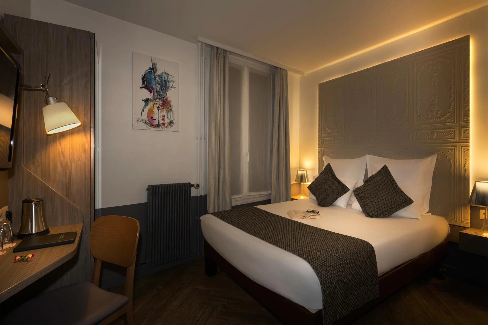 Ambiance de travail pour séminaire d'entreprise à Contact Hôtel Alizé Montmartre - Paris