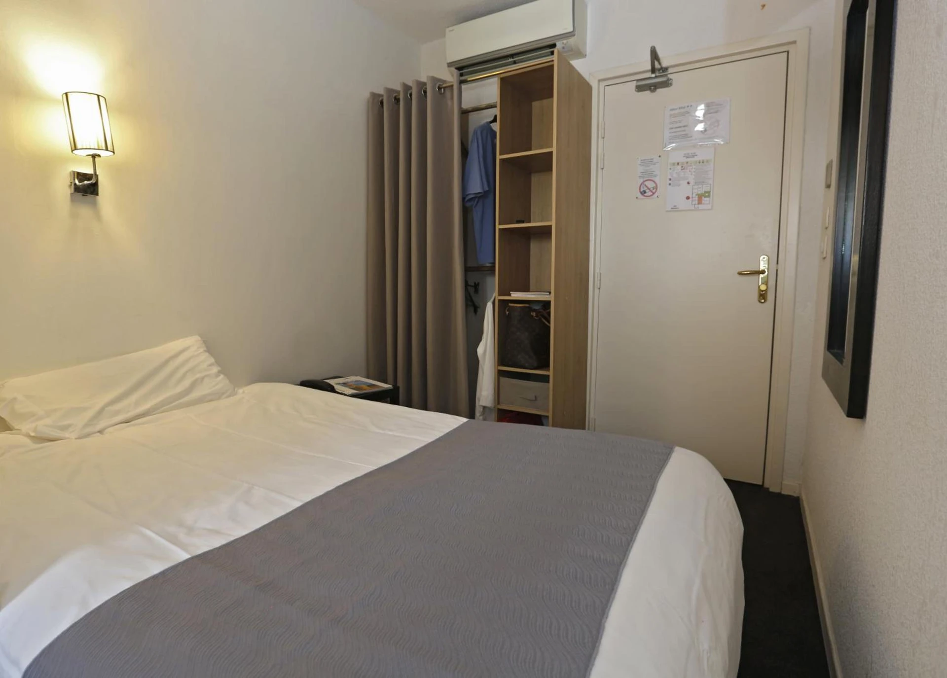 Chambre disponible pour un séminaire d'entreprise à Hôtel Alizé - Cannes