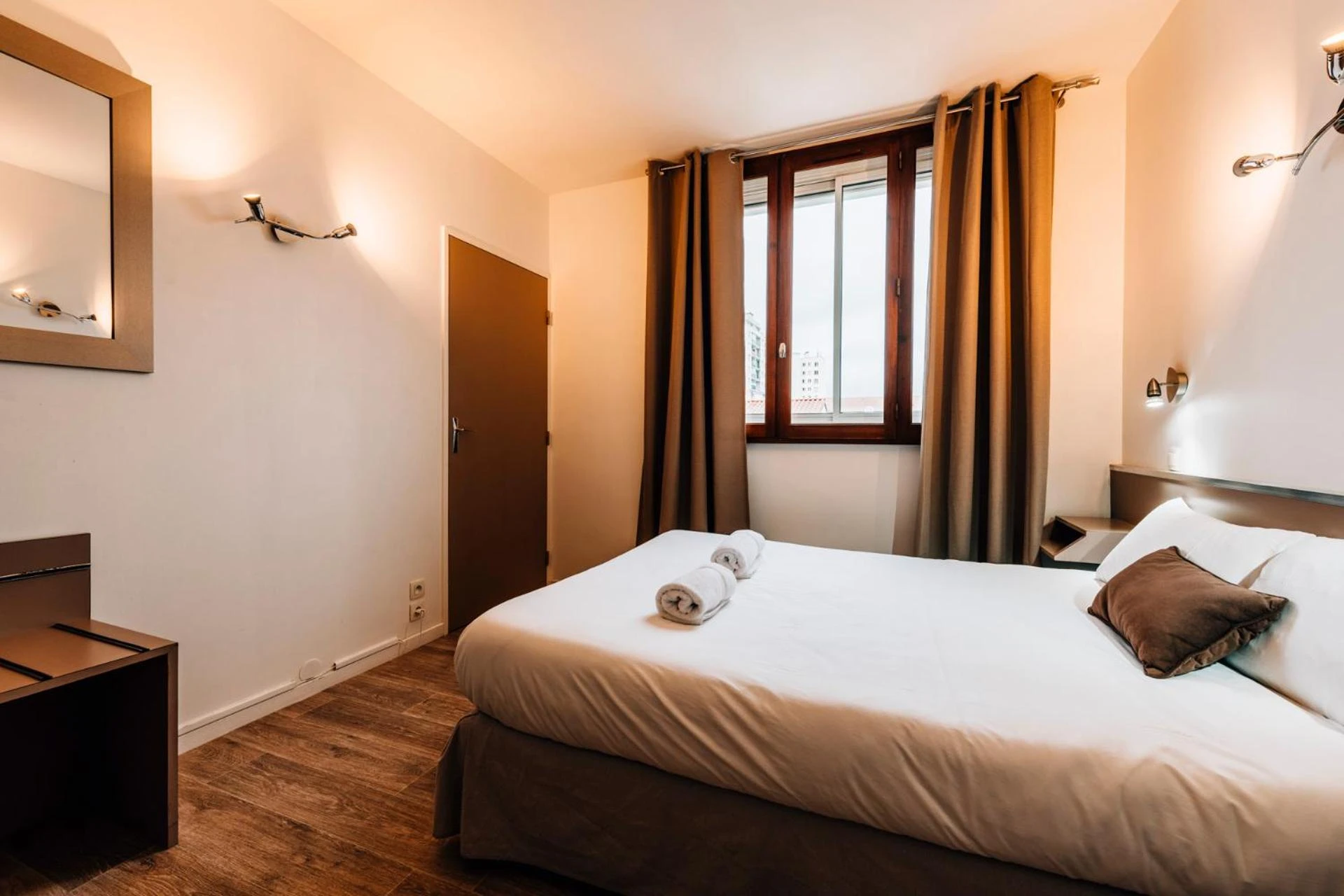 Chambre disponible pour un séminaire d'entreprise à Hôtel Alizé - Toulouse
