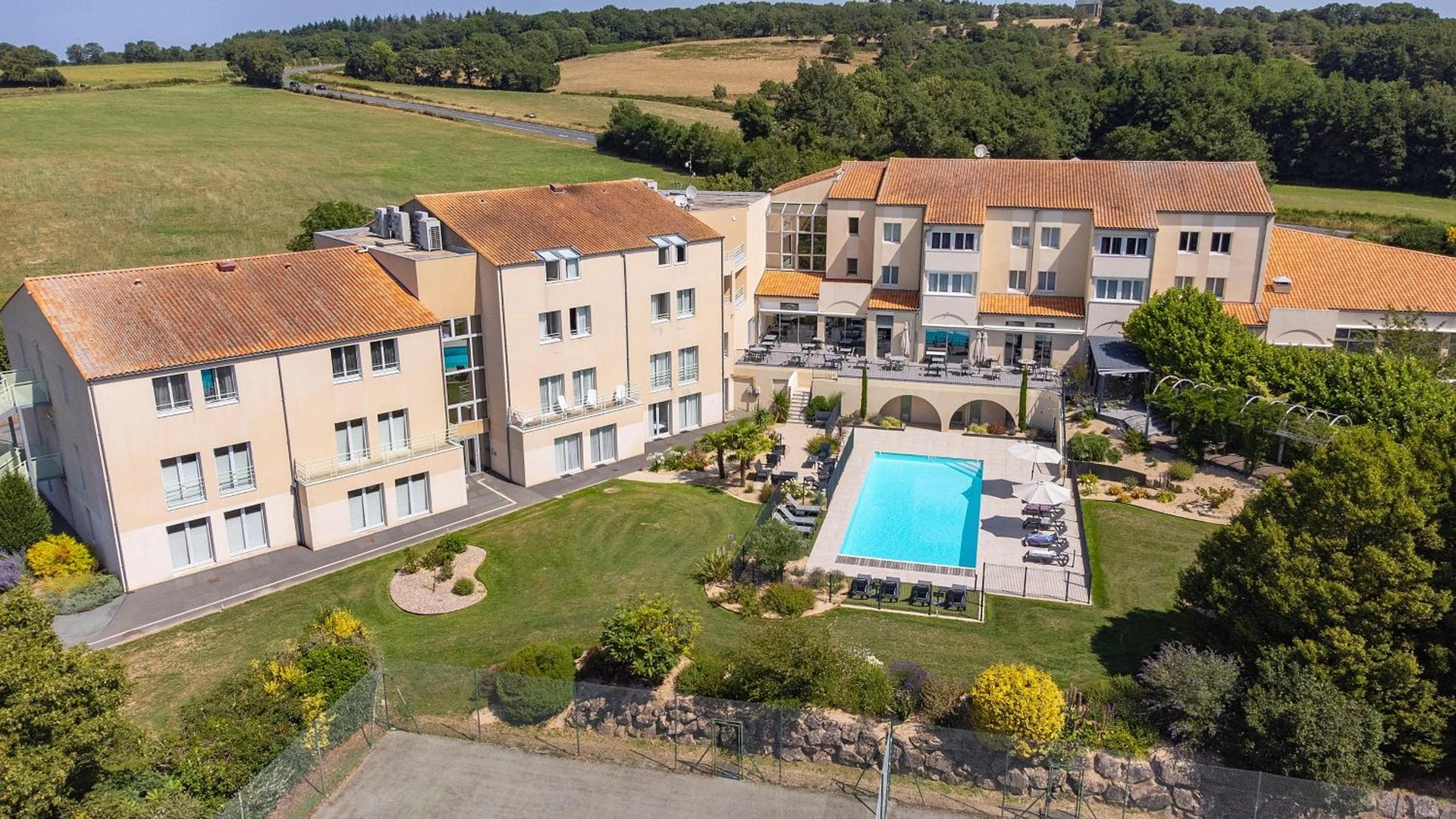 Organiser un séminaire d'entreprise : Logis Hôtel Restaurant Aloe à les-herbiers