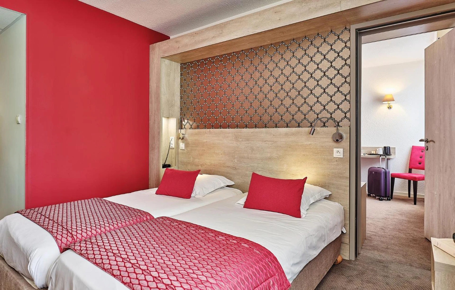 Chambre disponible pour un séminaire d'entreprise à Logis Hôtel Restaurant Aloe - Les Herbiers