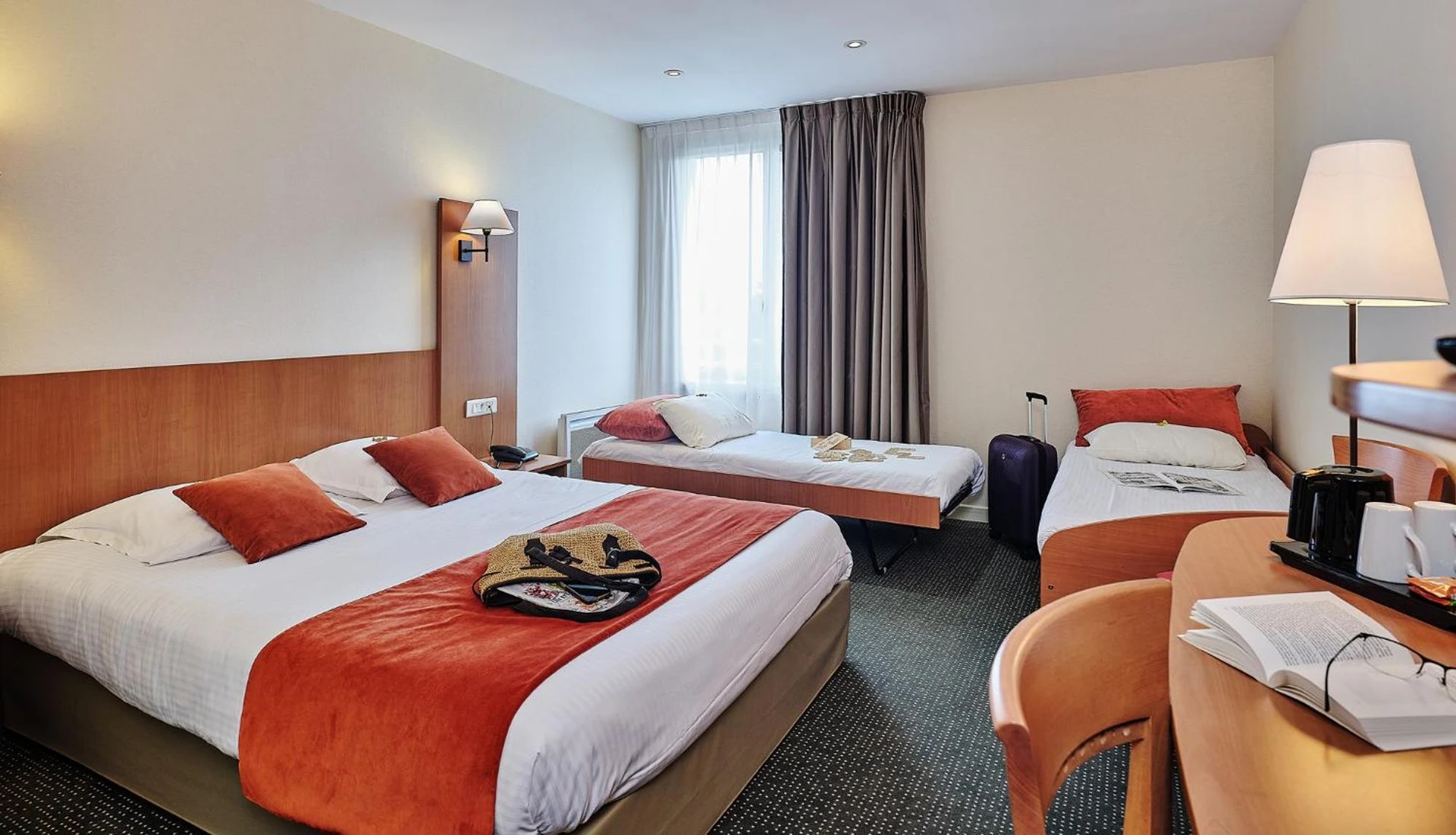 Chambre disponible pour un séminaire d'entreprise à Logis Hôtel Restaurant Aloe - Les Herbiers