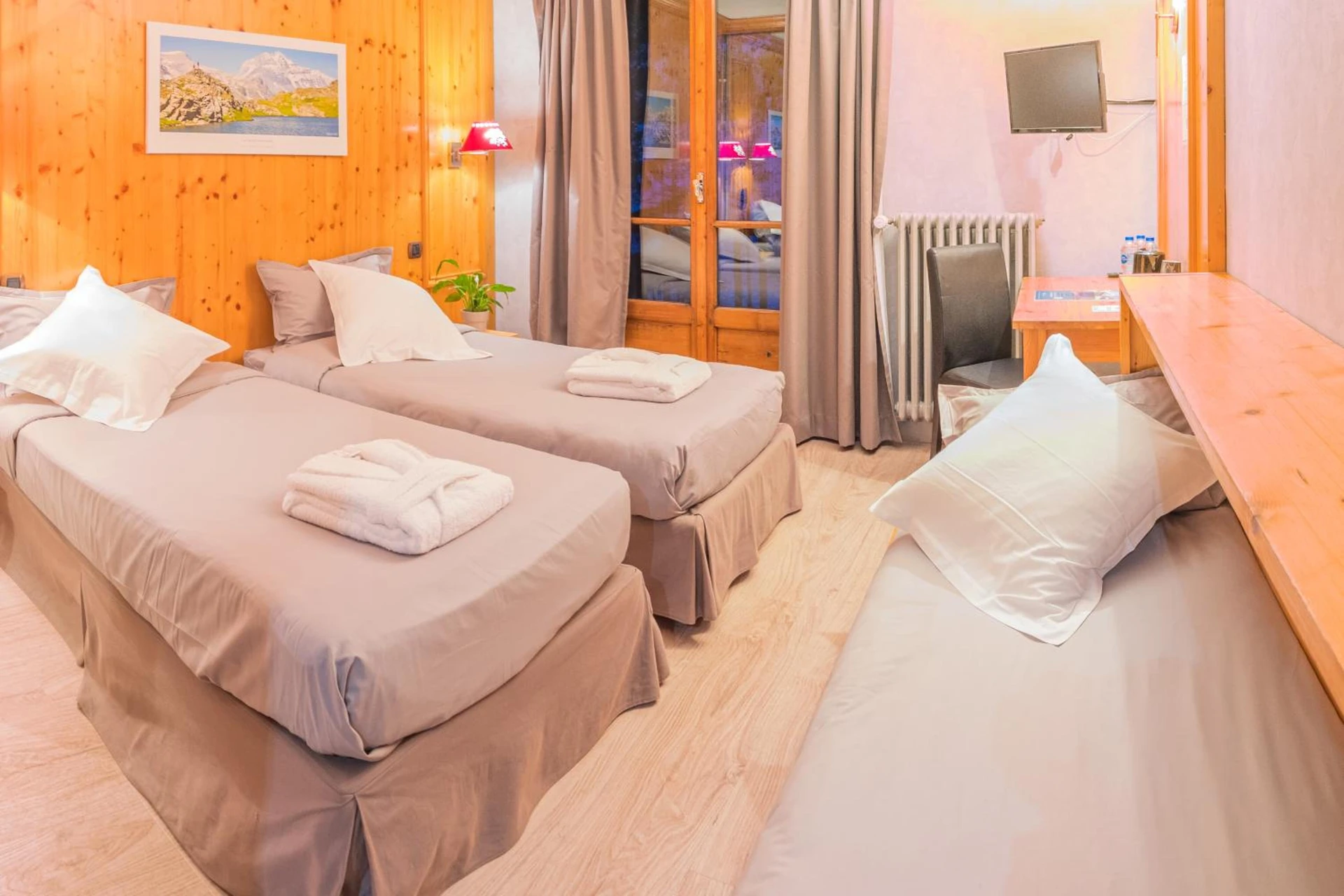 Chambre disponible pour un séminaire d'entreprise à ALPAZUR Val Cenis - Lanslebourg-Mont-Cenis