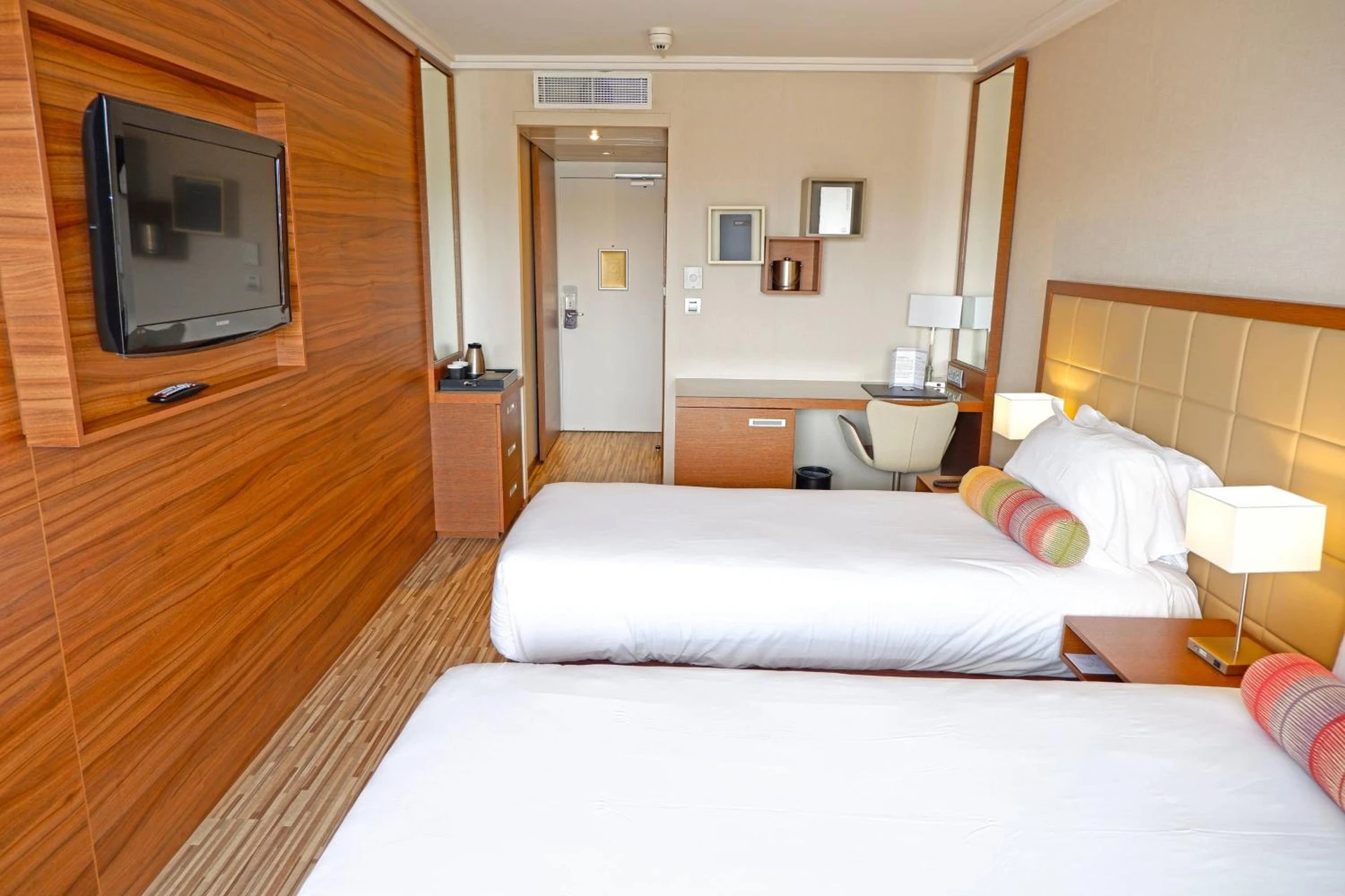 Chambre disponible pour un séminaire d'entreprise à AC Hotel by Marriott Ambassadeur Antibes - Juan Les Pins - Juan-les-Pins
