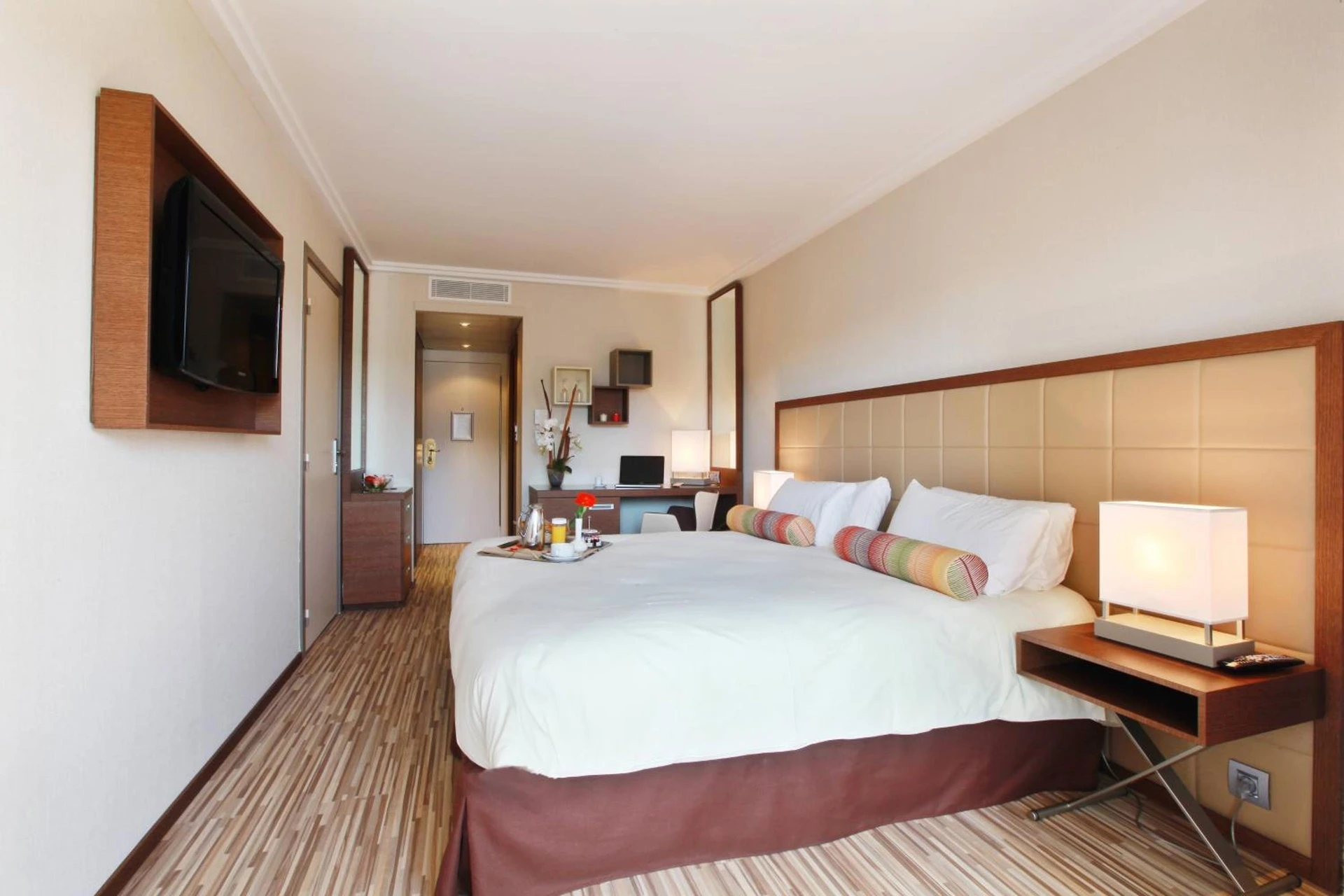 Chambre disponible pour un séminaire d'entreprise à AC Hotel by Marriott Ambassadeur Antibes - Juan Les Pins - Juan-les-Pins