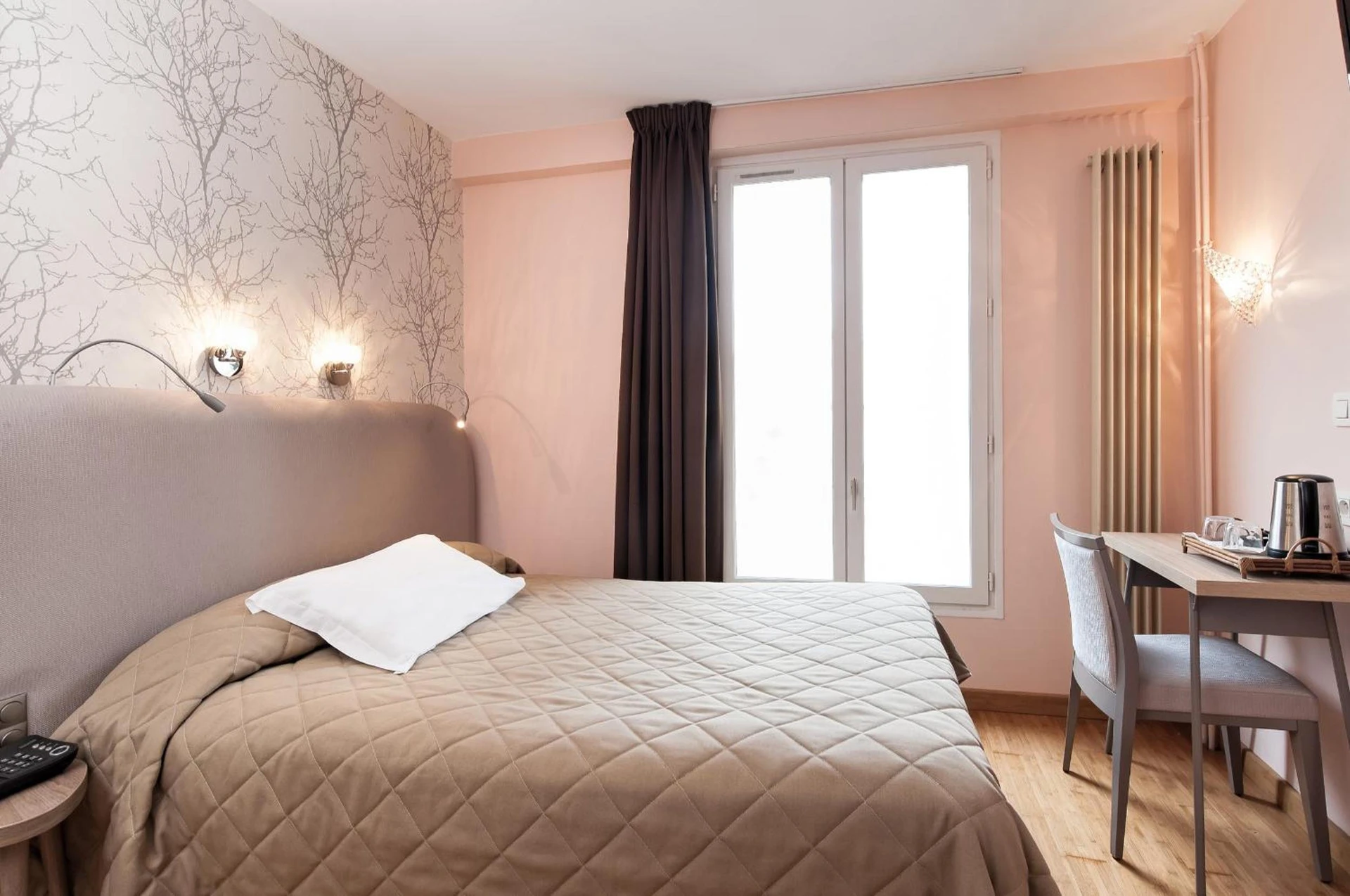 Chambre disponible pour un séminaire d'entreprise à Hotel Americain - Paris