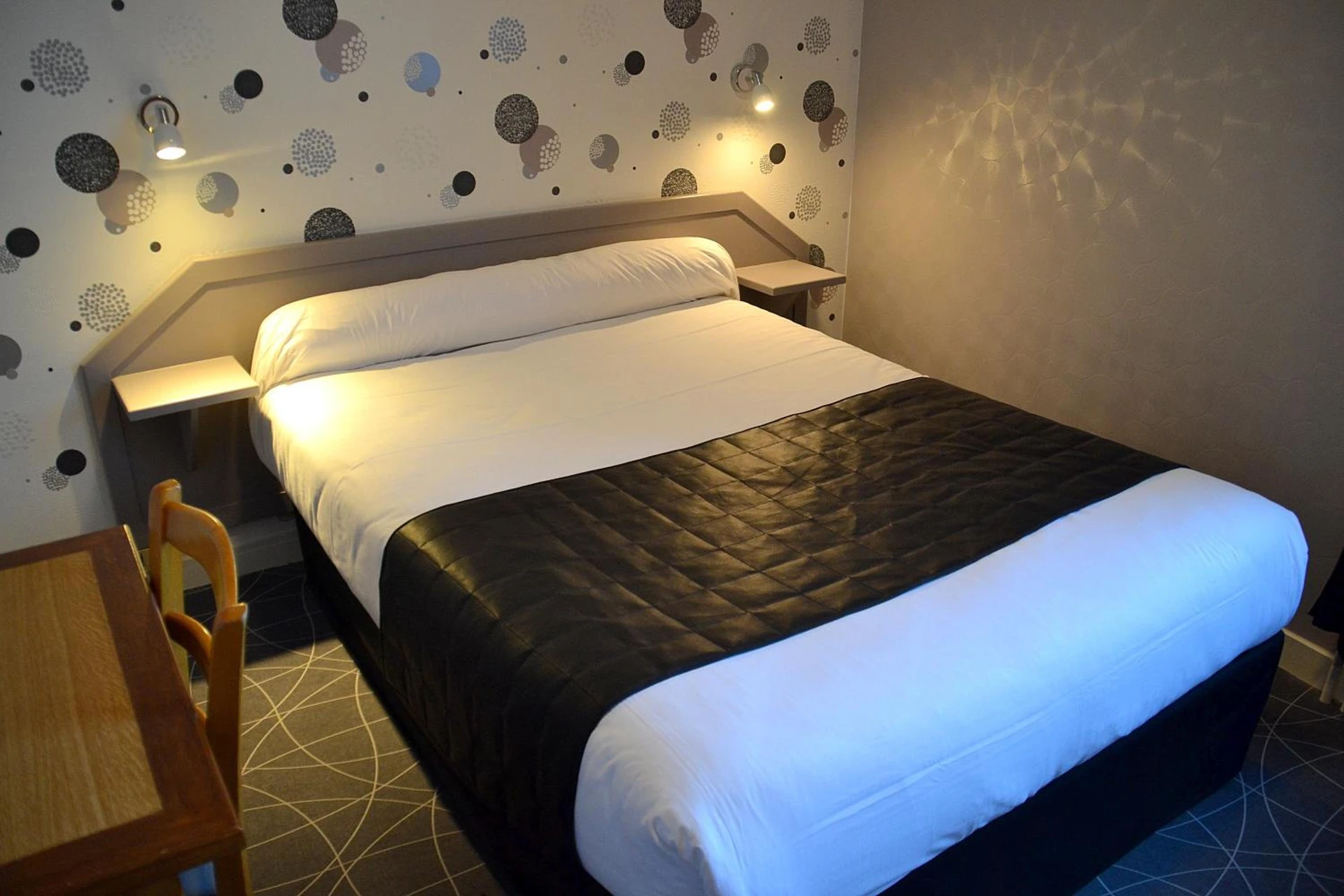 Magnifique chambre pour un séminaire d'entreprise à Hotel Angleterre - Cherbourg-en-Cotentin